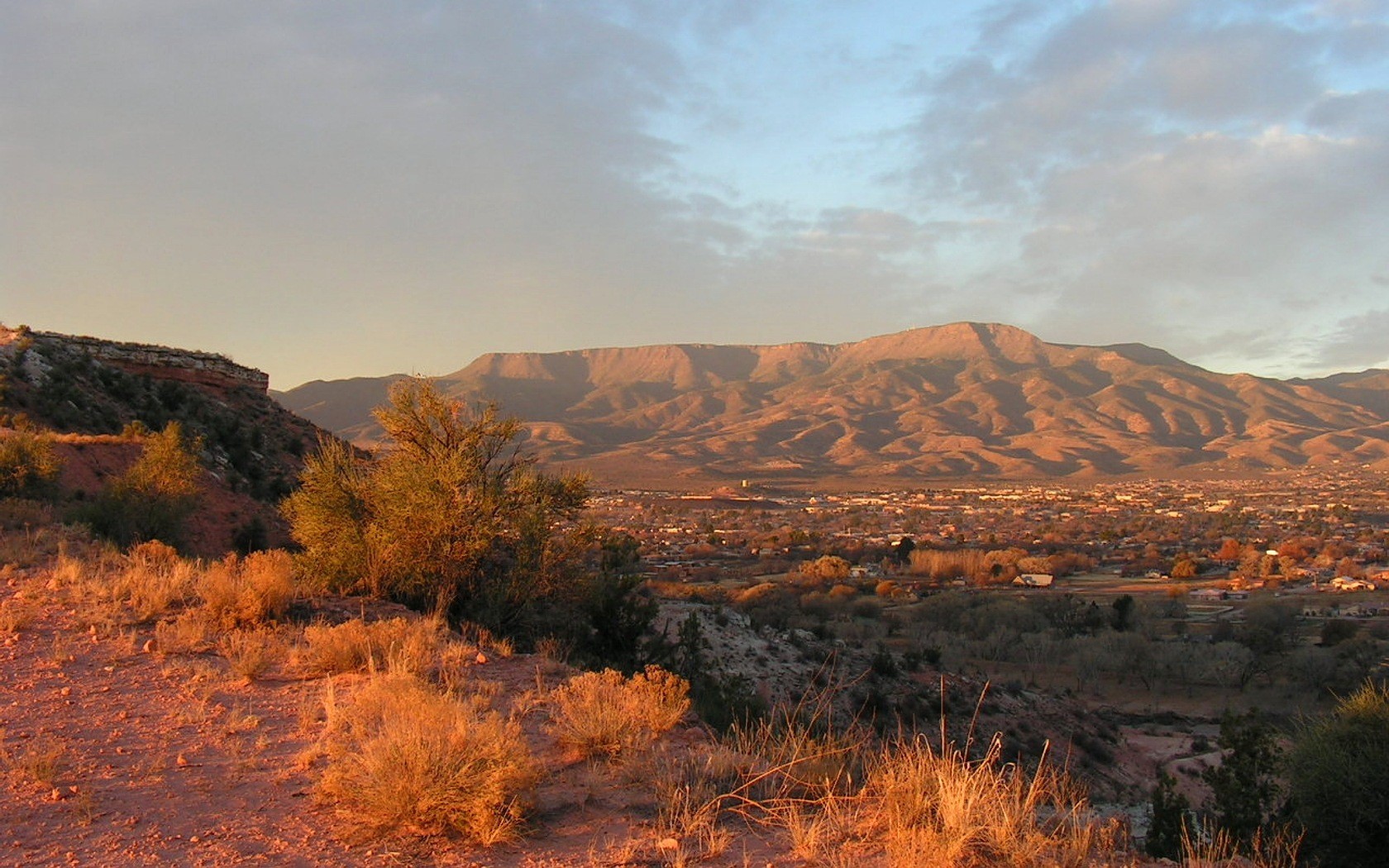 mountain desert mar