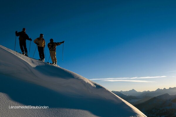 Fond d écran skieurs sur la montagne