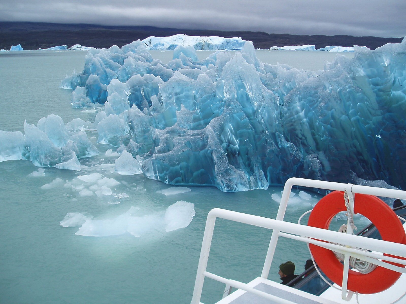 glace iceberg bateau cercle