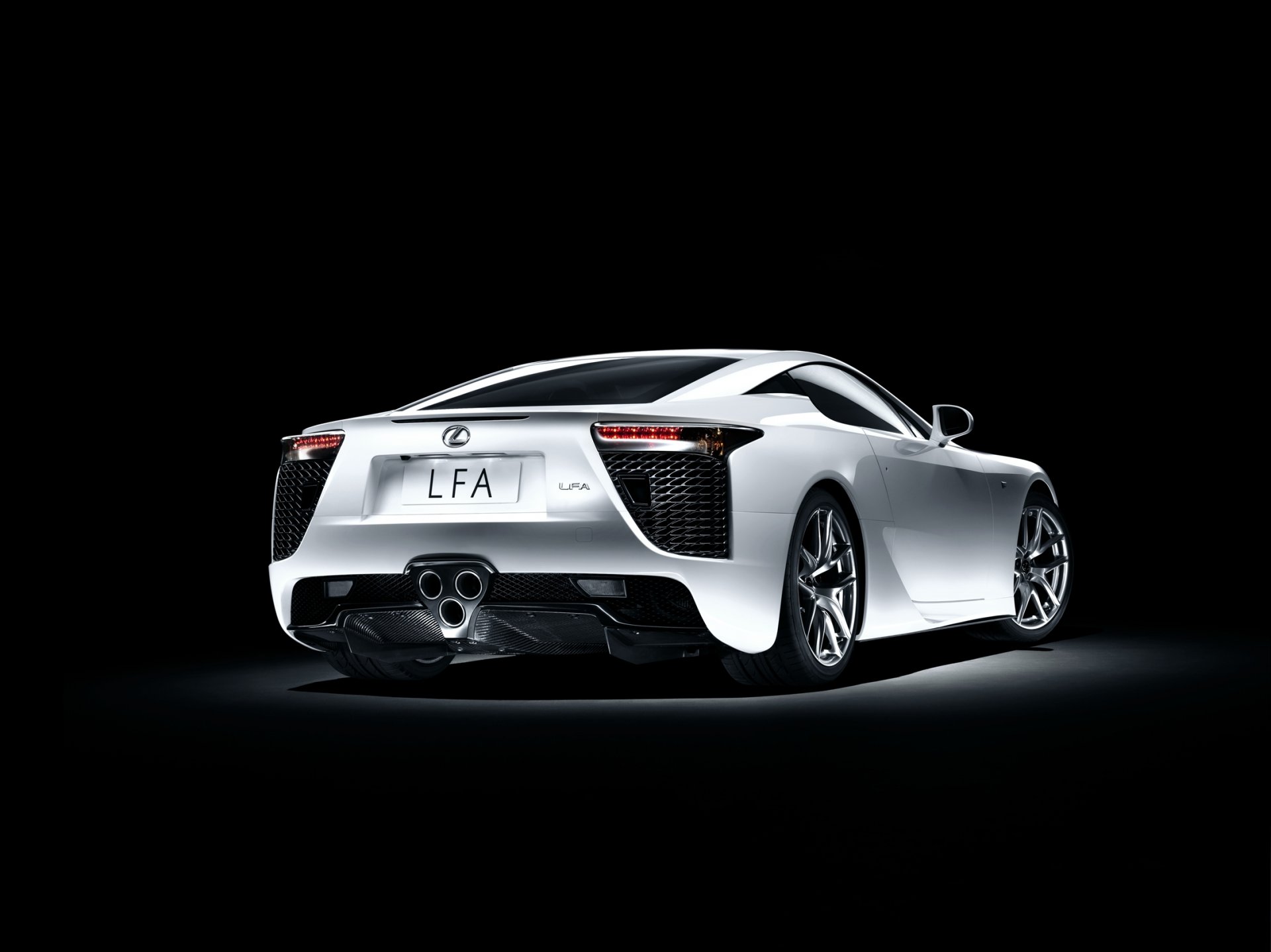 lexus lfa white sports car