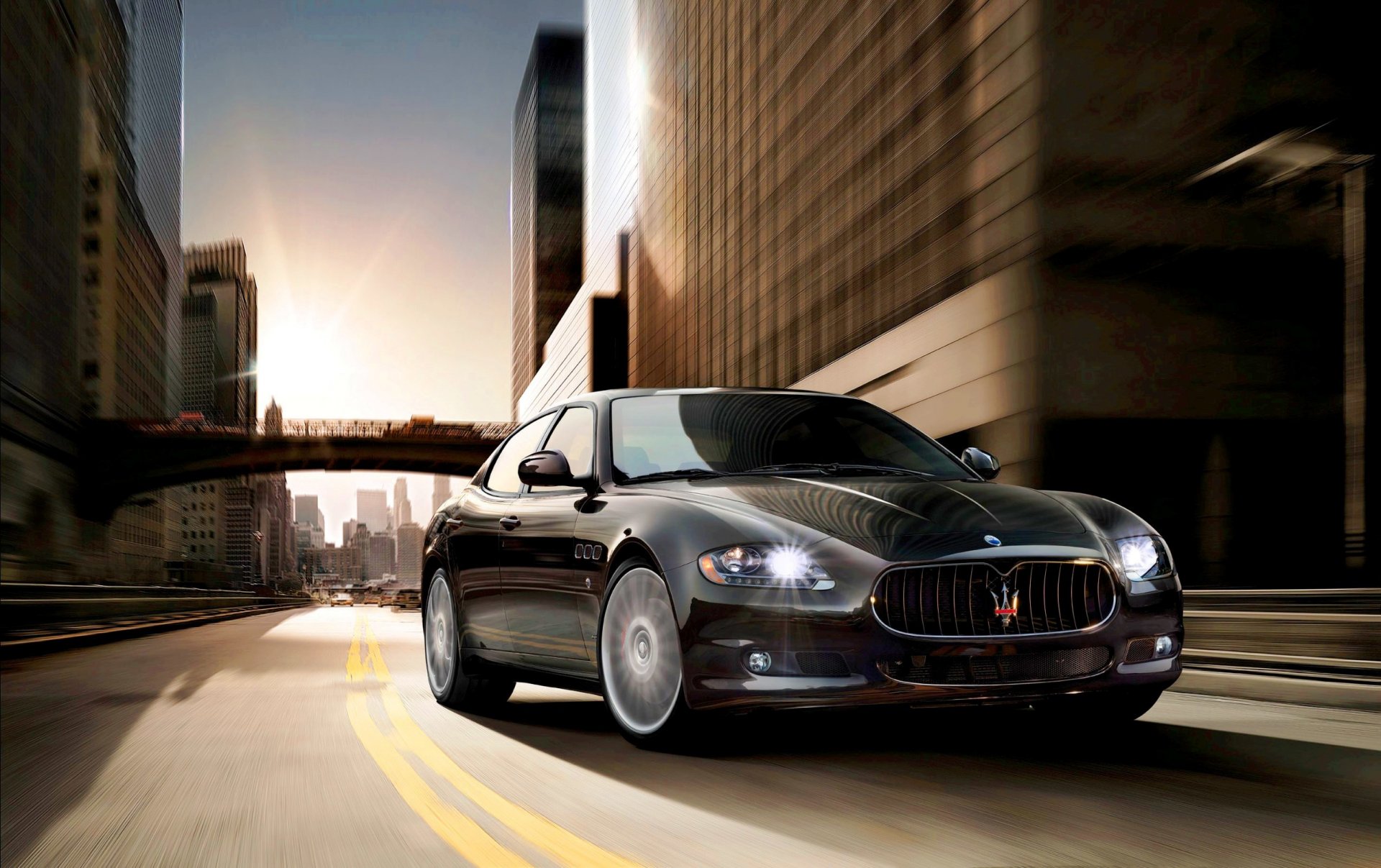 maserati quattroporte автомобиль экзотика черный город дорога лого