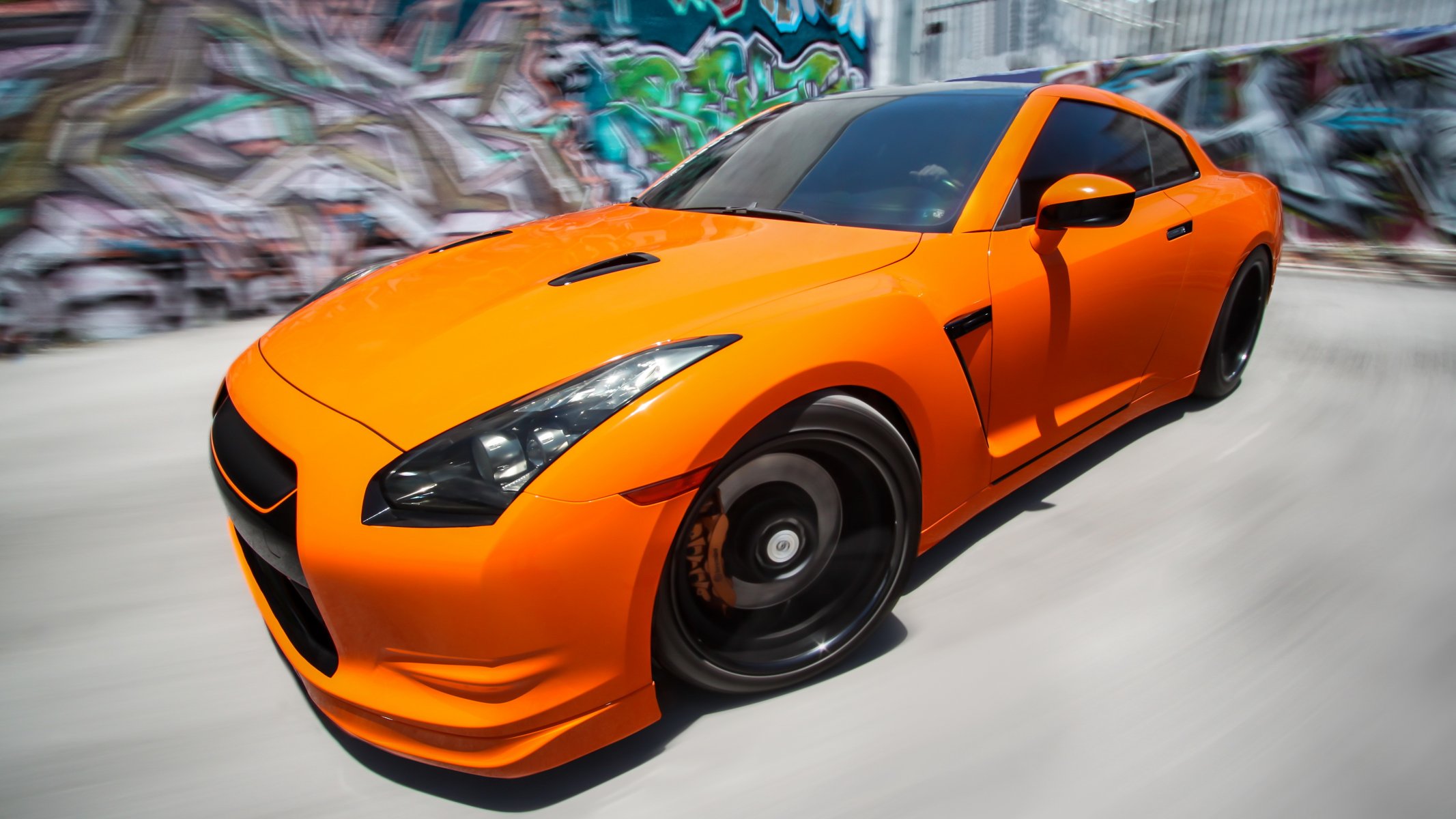 nissan gtr r35 orange tuning speed blur graffiti front