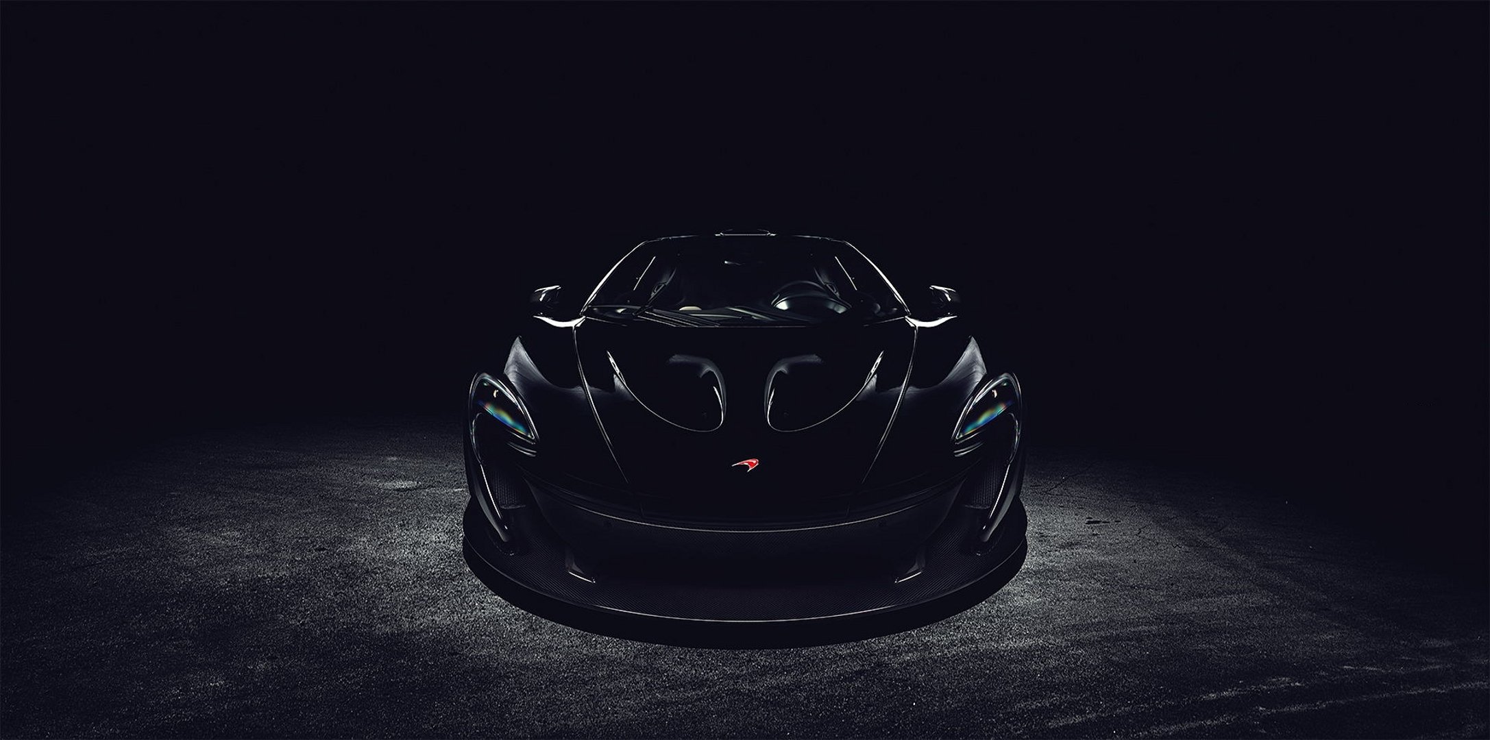 mclaren p1 black front mclaren front