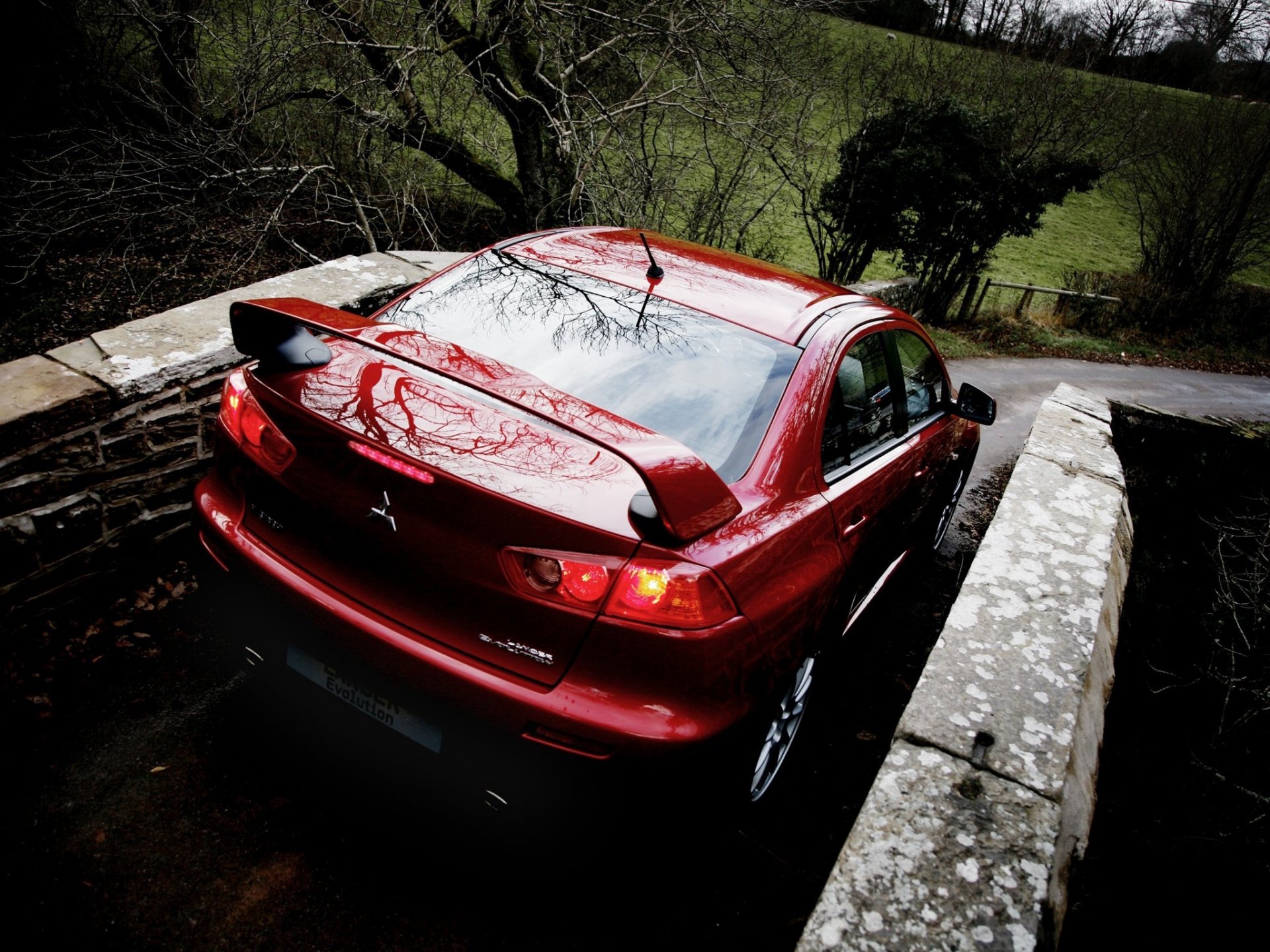 mitsubishi lancer evolution x machine back of red wallpaper