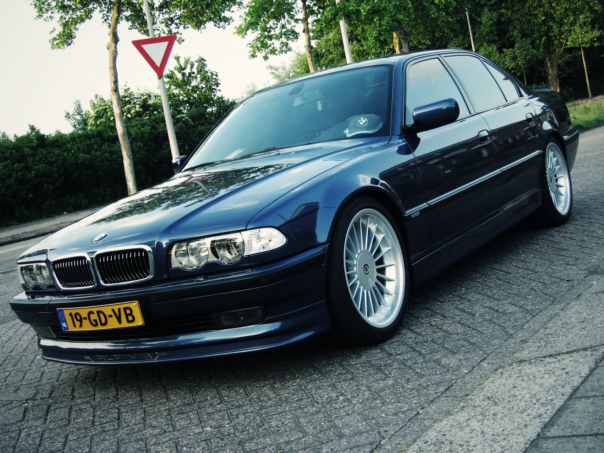 bmw e38 750il бмв классика тюнинг alpine