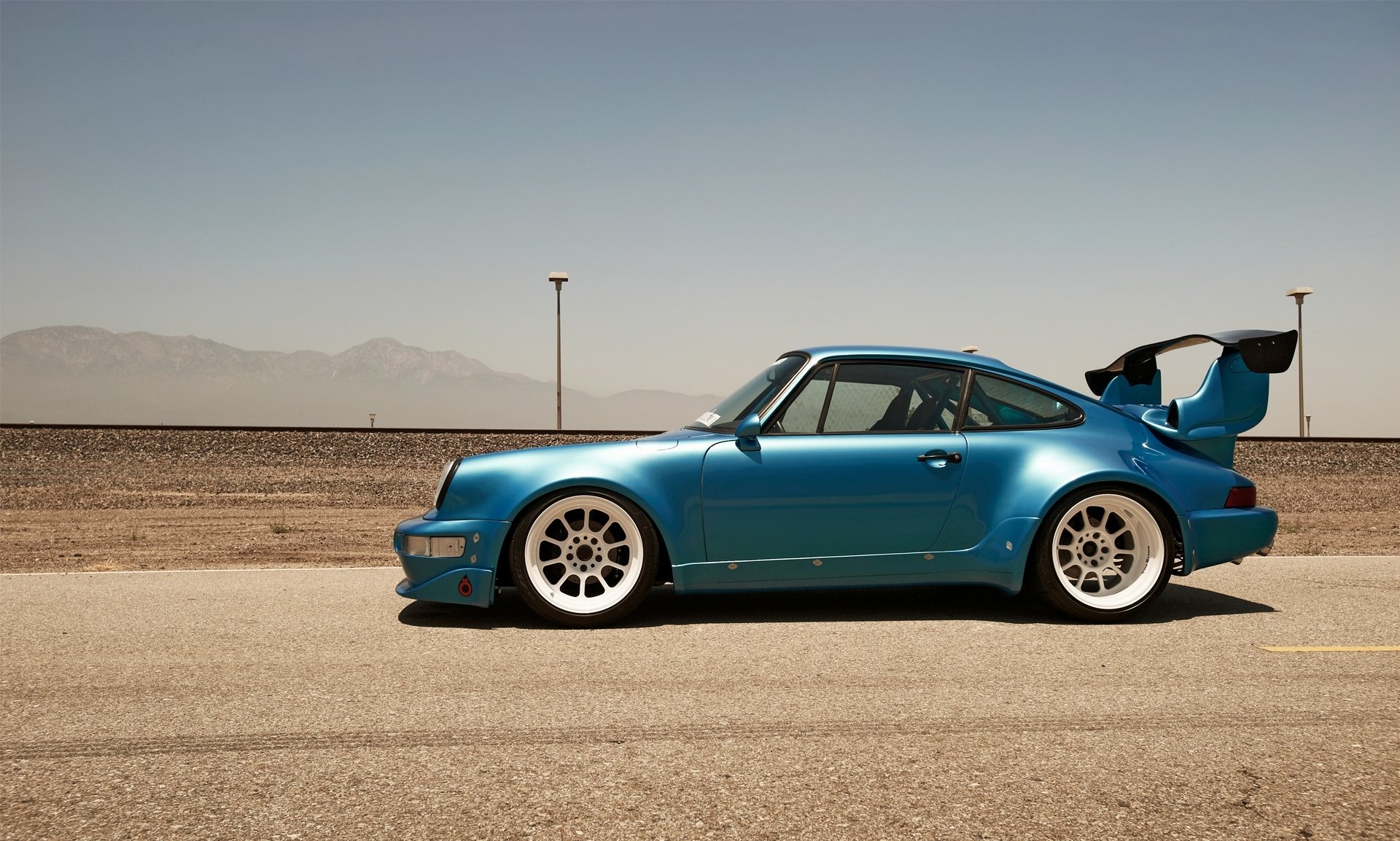 porsche 911 turbo track engine desert race power