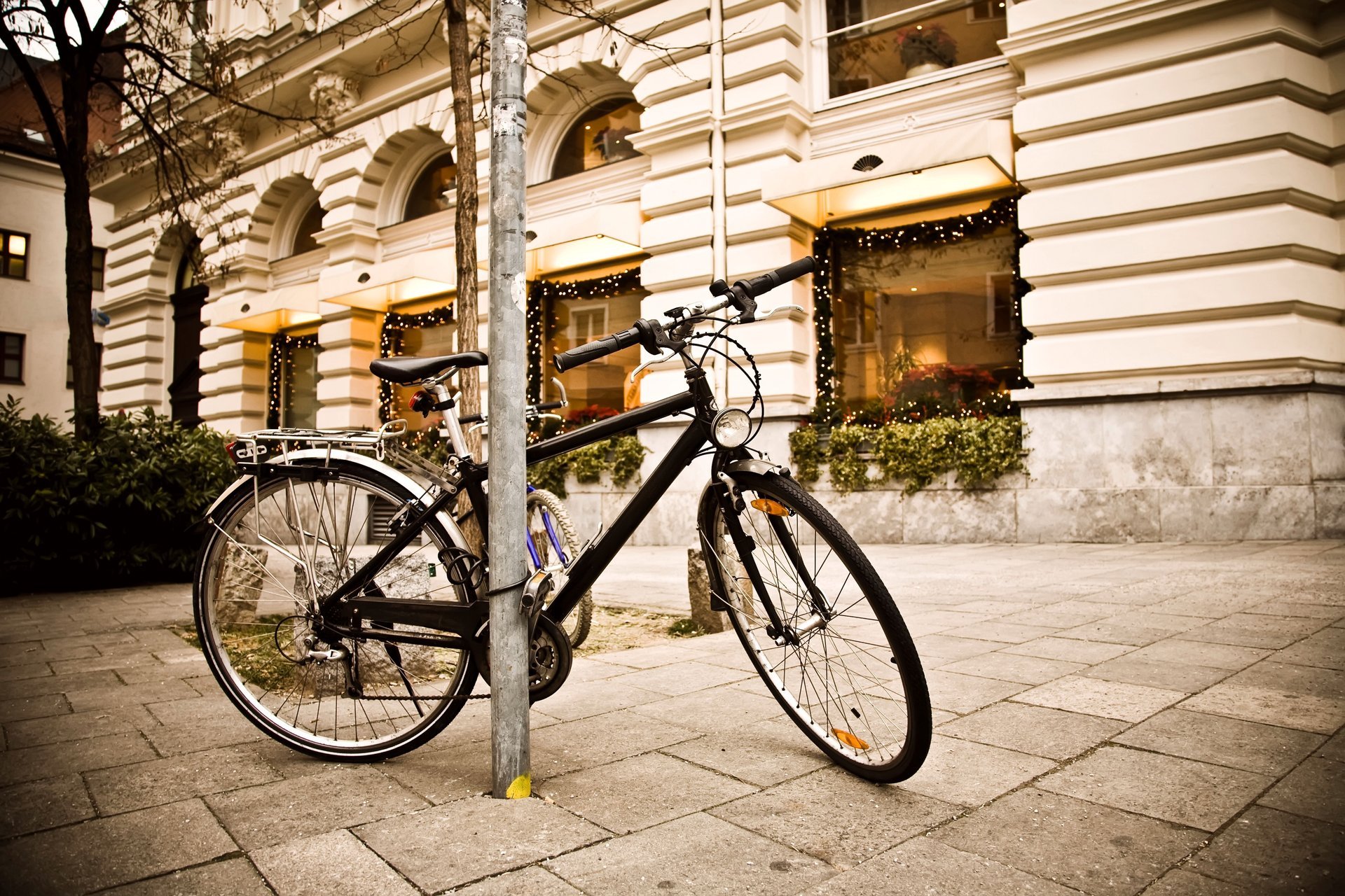 велосипед street тротуар витрины улица bicycle