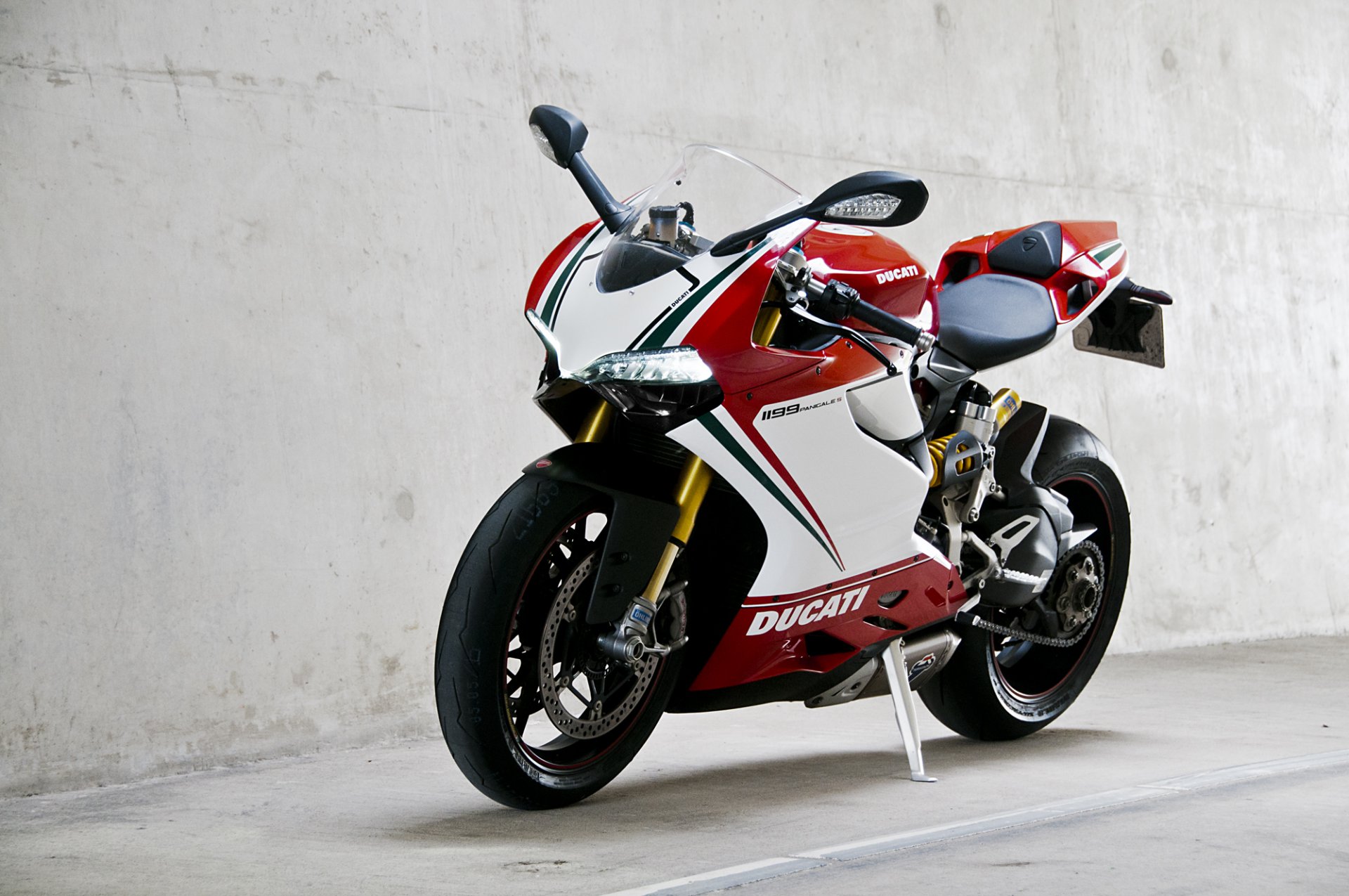 ducati 1199 biały rower supersport ściana ducati motocykl