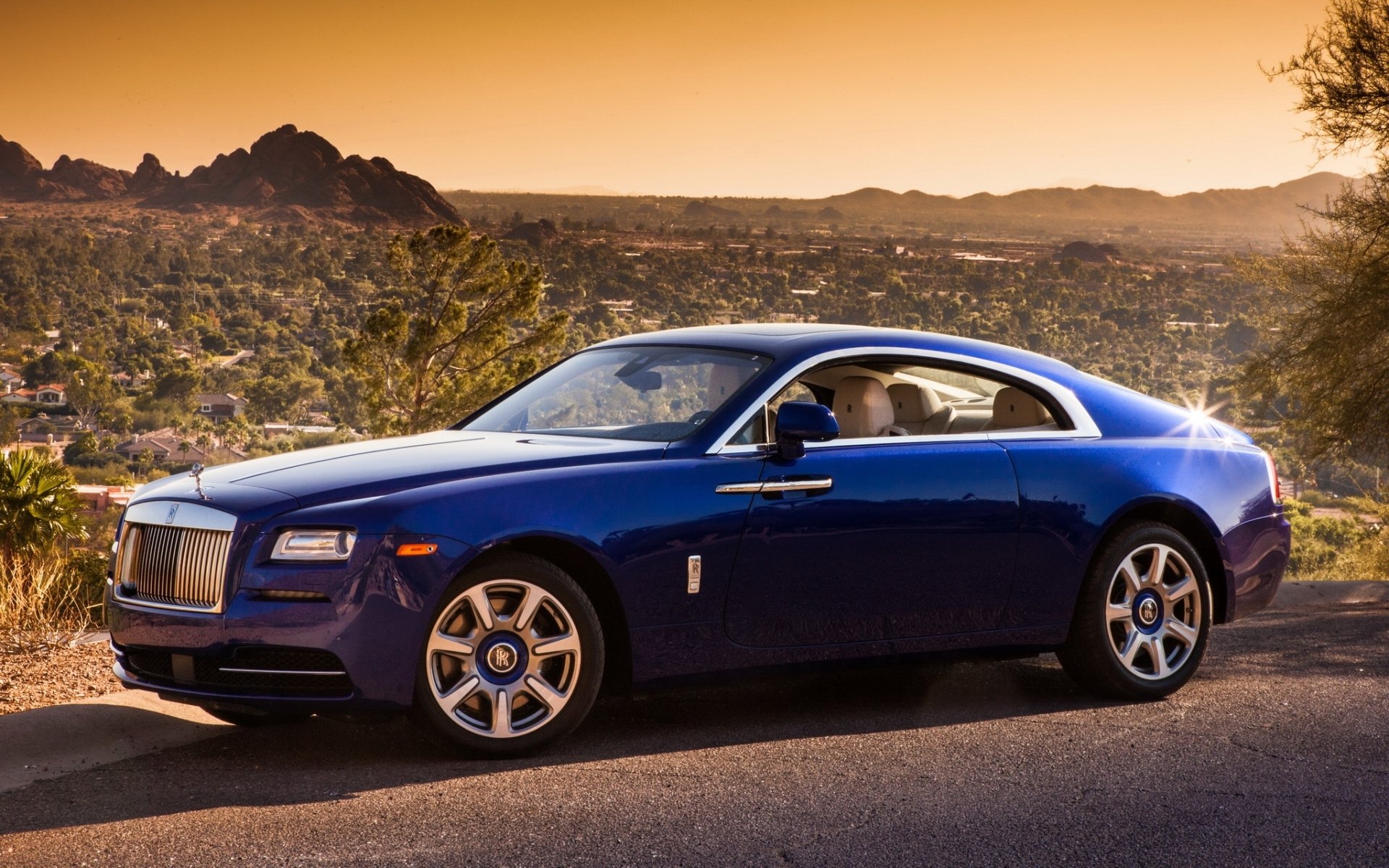 rolls-royce wraith rolls royce race front desert background