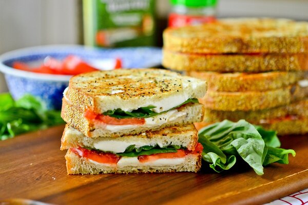 Sandwich di pane per il cibo