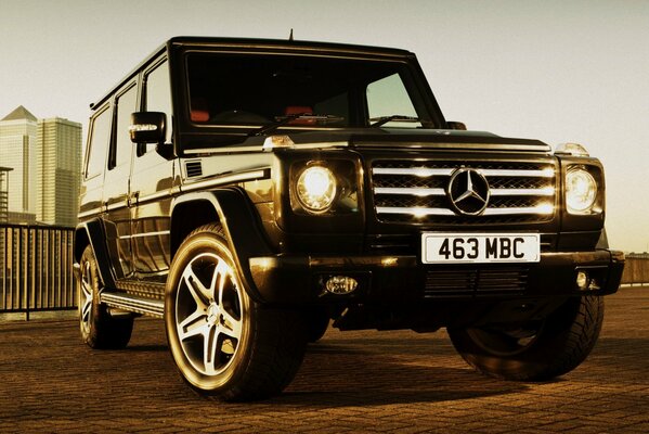 Noir Mercedes-Benz G55 AMG