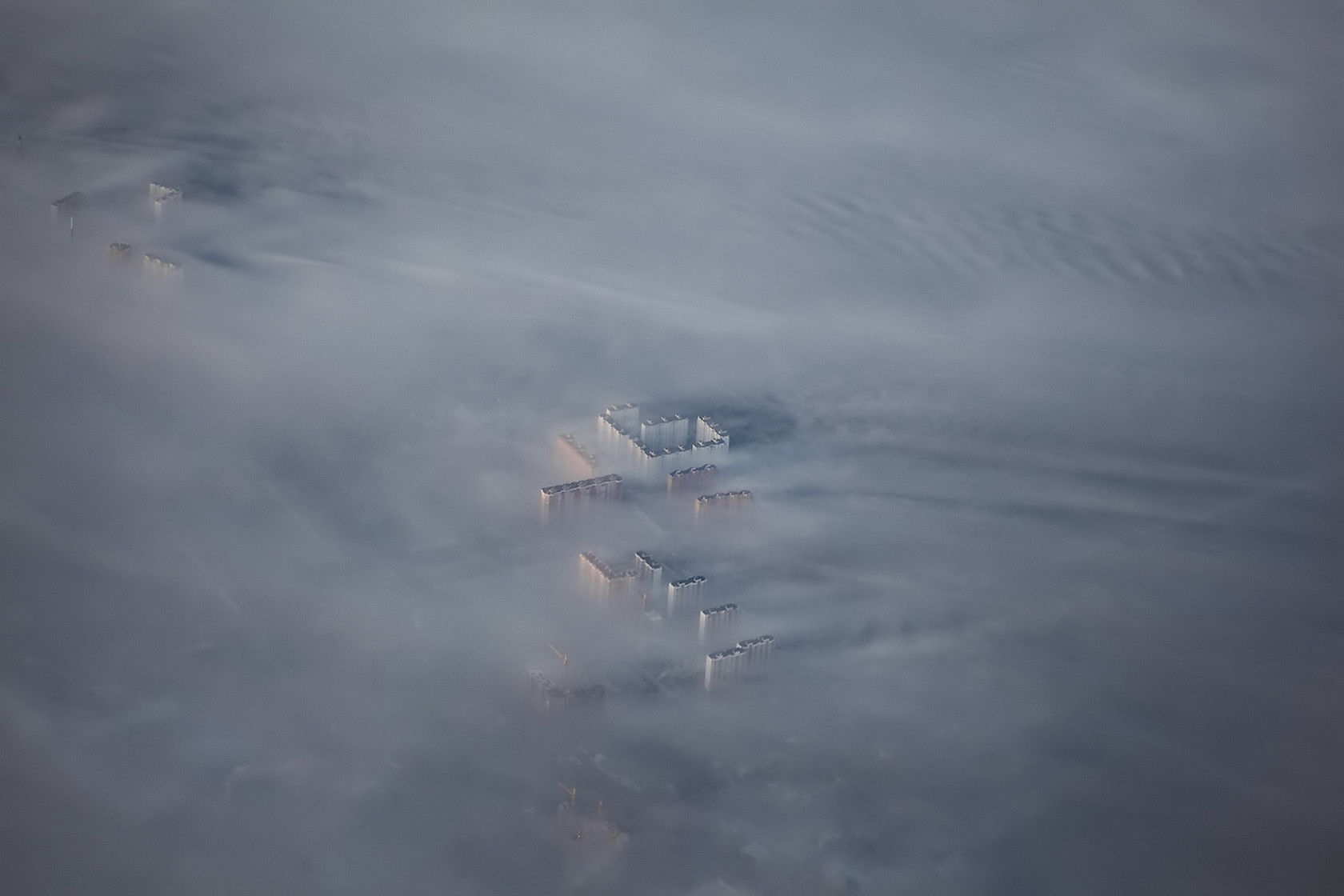 niebla casa arriba