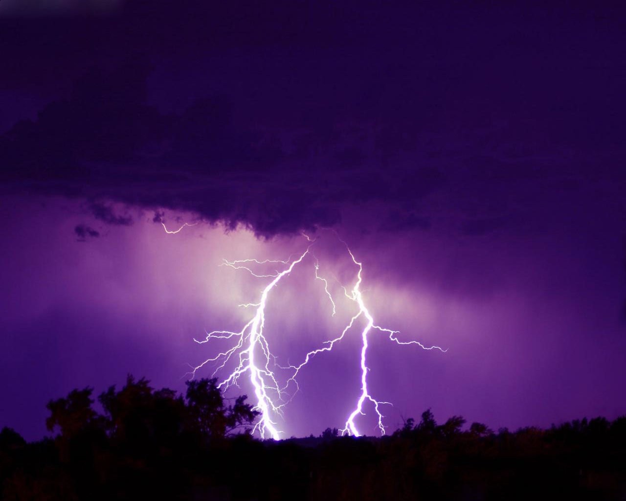 tormenta luz noche