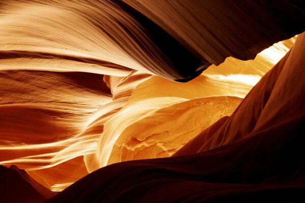 Belles vagues de lumière de sable