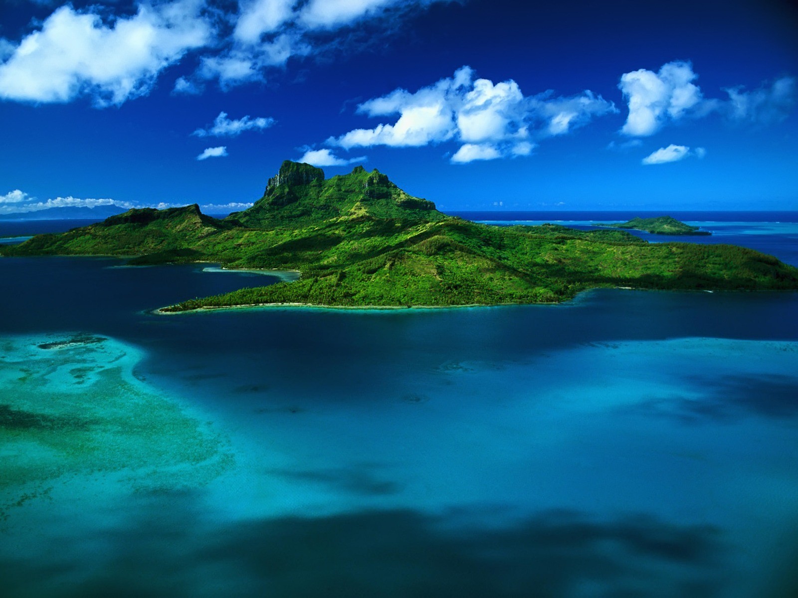 isla océano agua cielo