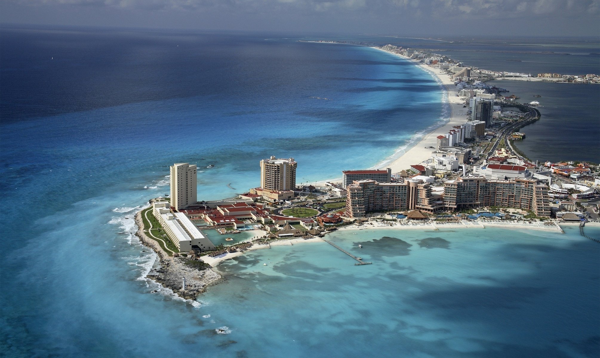 cancun domy plaża niebo woda meksyk meksyk ocean