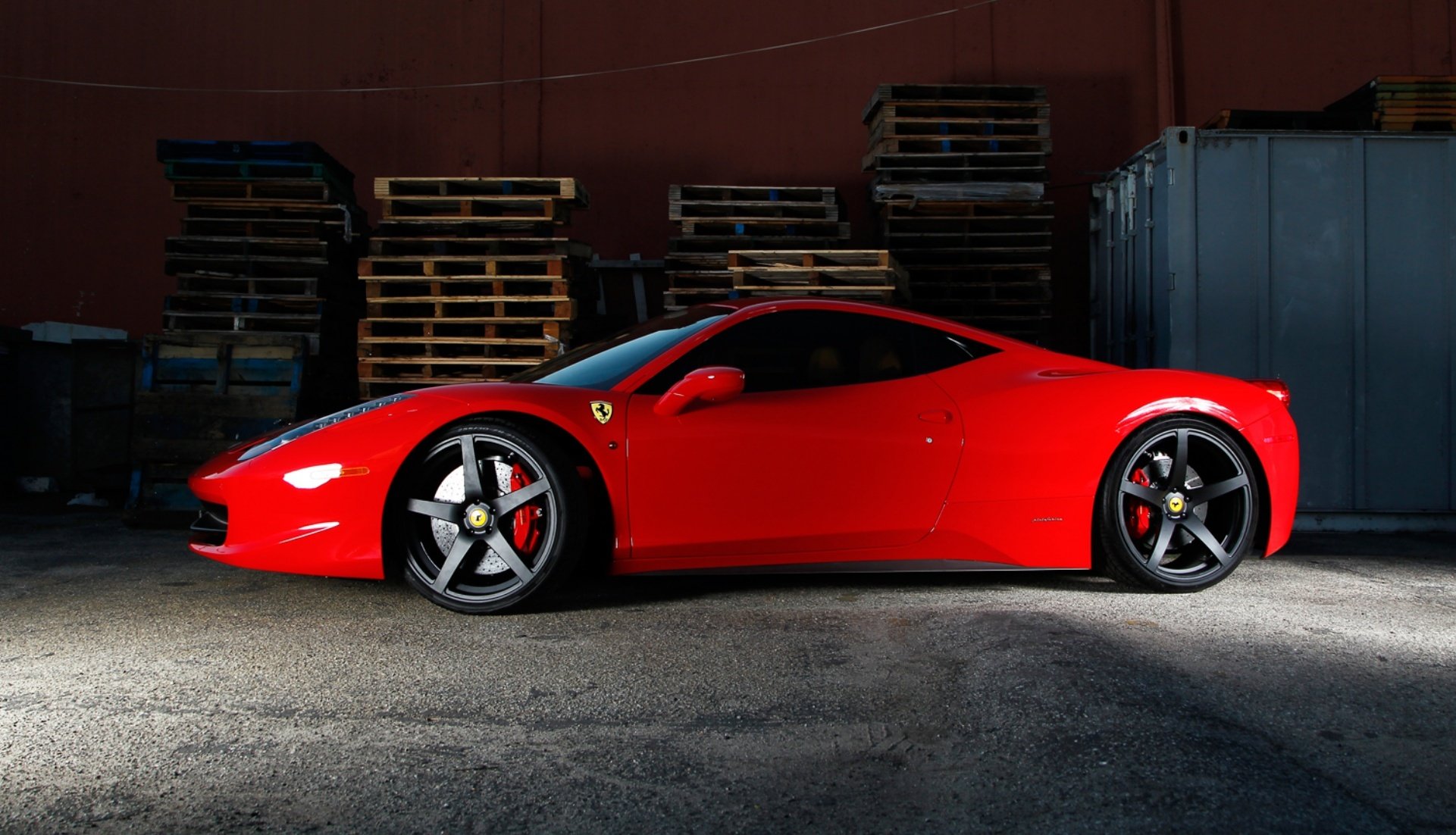 ferrari 458 italia rouge ferrari italie rouge profil teinté jantes noires