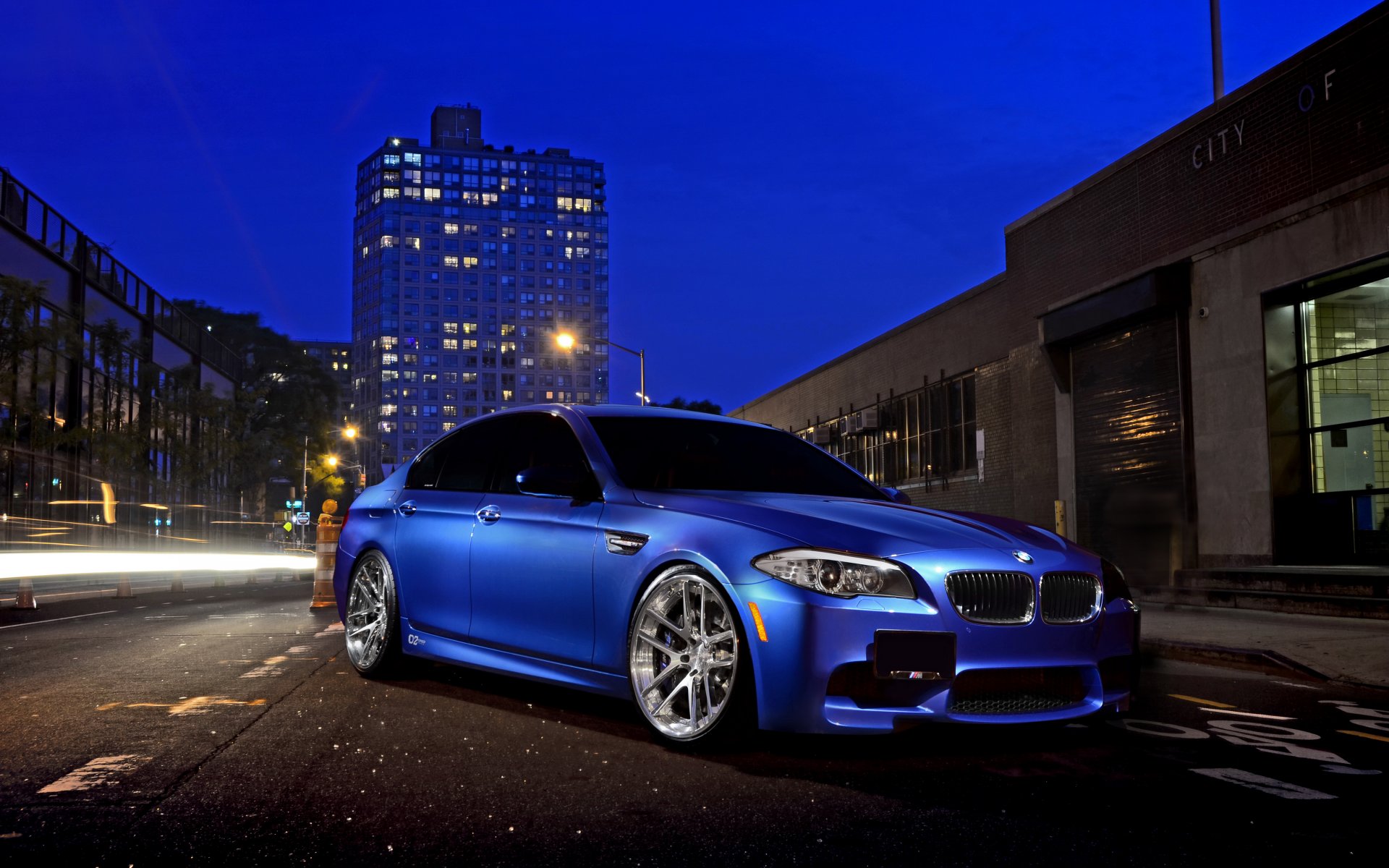 bmw m5 auto nacht straße hq wallpaper bmw