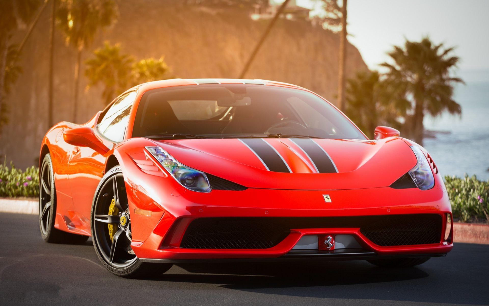 ferrari 458 speciale rosso ferrari anteriore cofano strisce