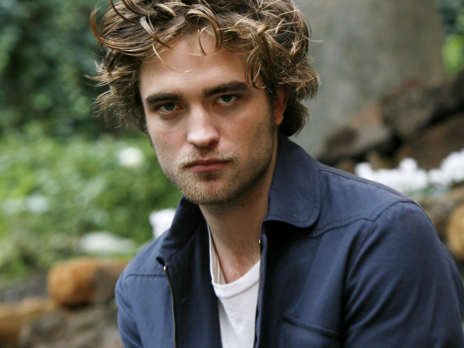 robert pattinson actor men view