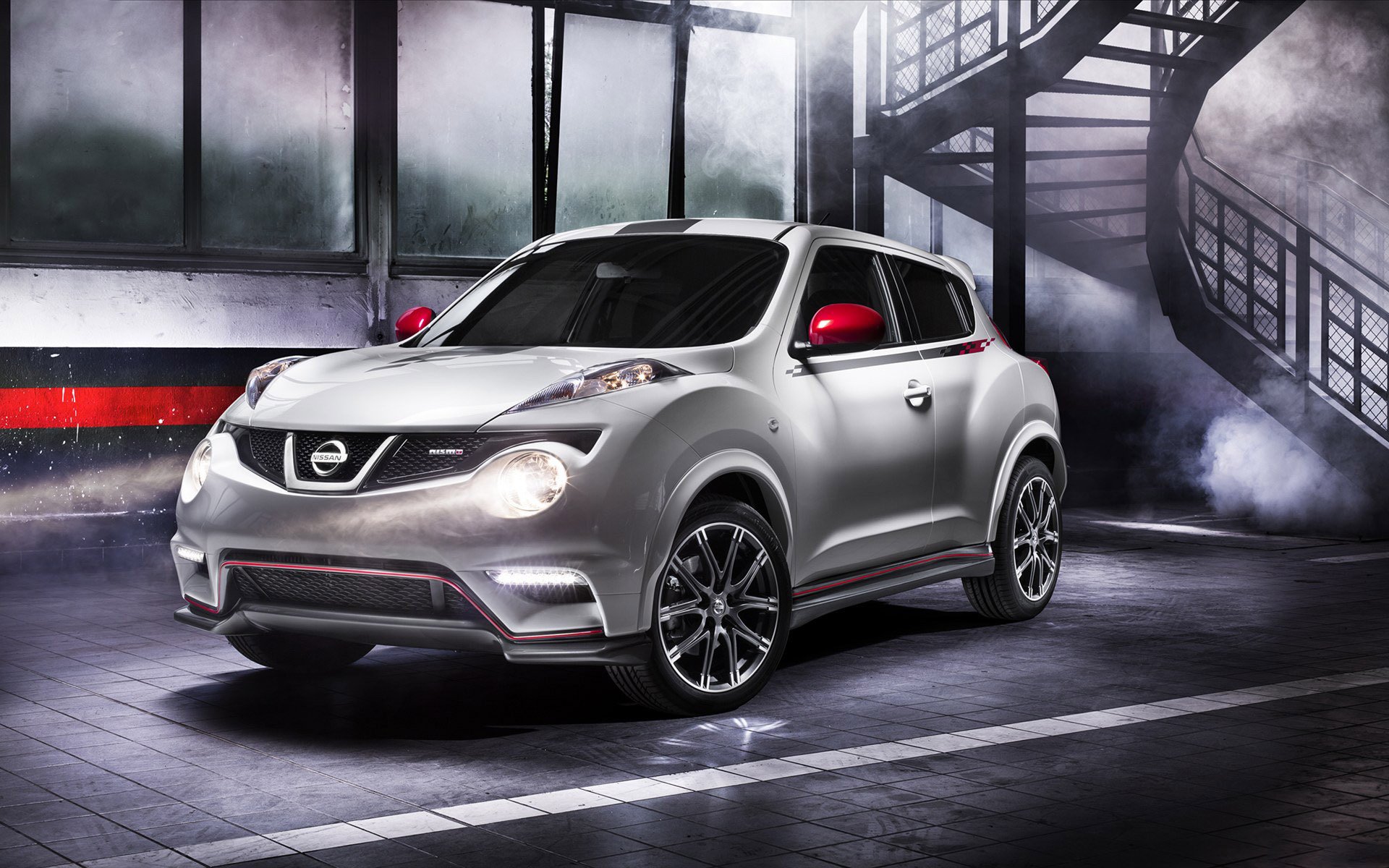 nissan juke nismo nissan juke nismo crossover avant tuning phares jantes échelle fumée