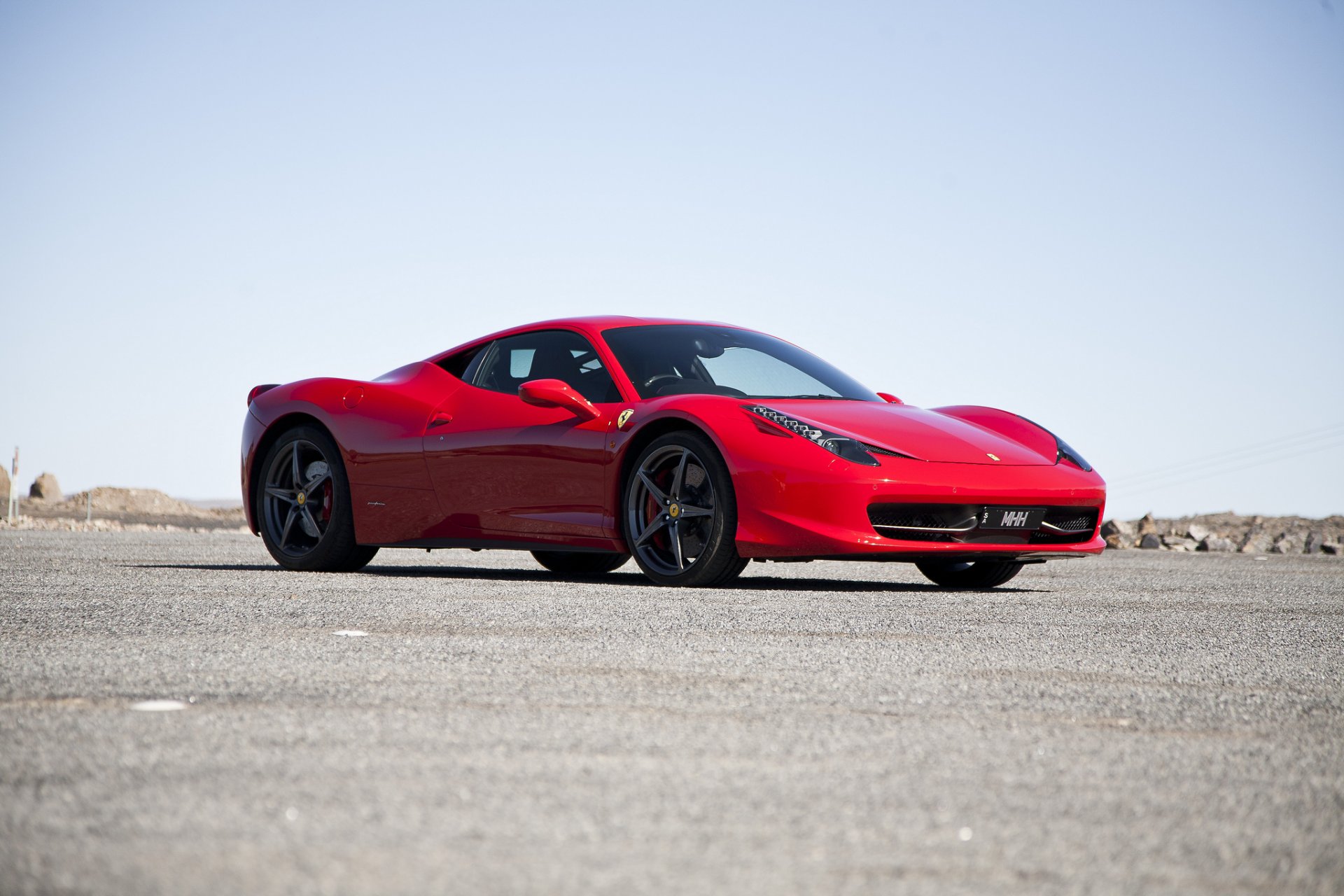 ferrari 458 italia rojos ferrari italia rojo vista lateral cielo sombra asfalto