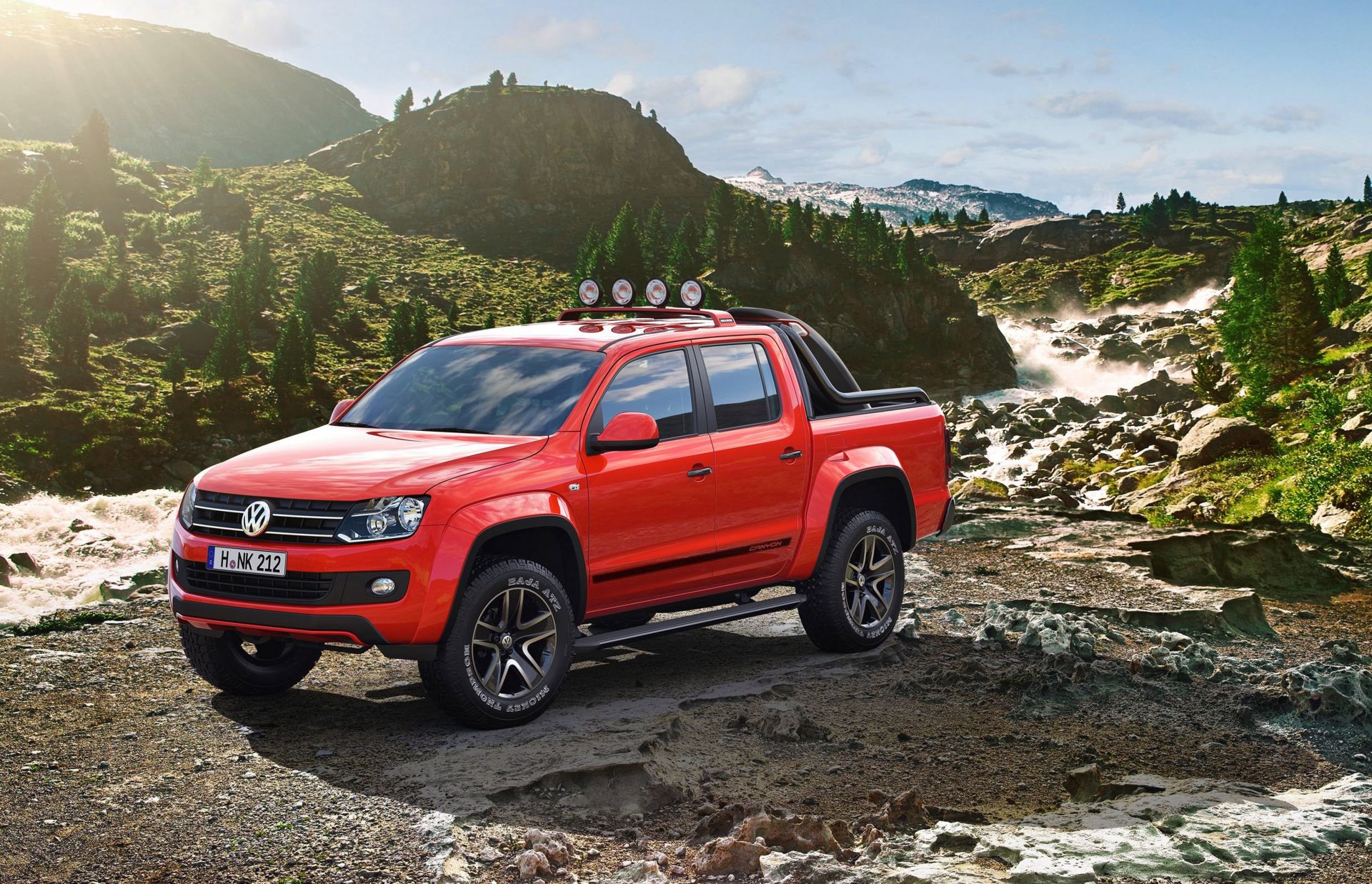 горы камни volkswagen amarok каньон шоу-кар экзотичная окраска дополнительные фары диски тюнинг