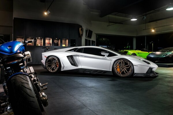 Tuning auto Lamborghini Aventador lp-700-4