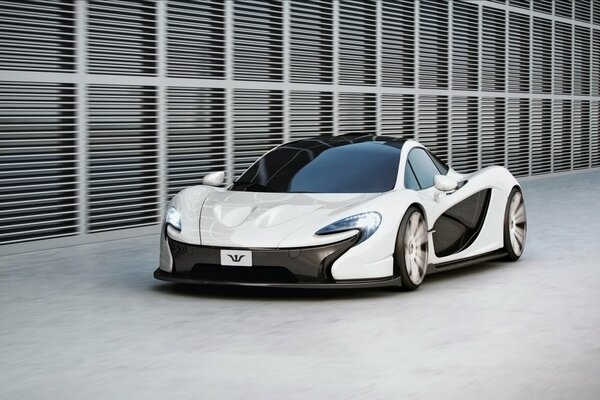 Supercar en blanc. Voiture de course