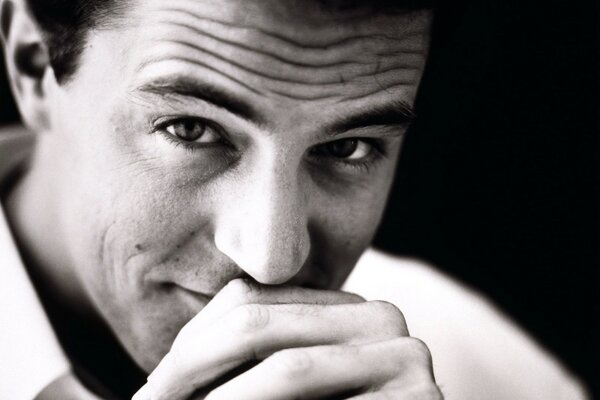 Foto en blanco y negro de Matthew Perry