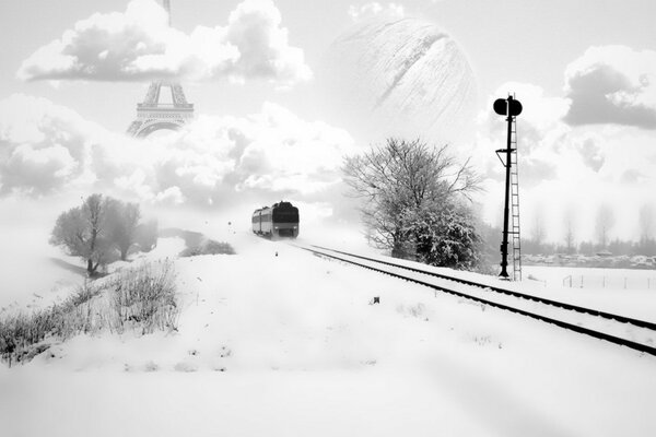 Tren en manejo en rieles en invierno