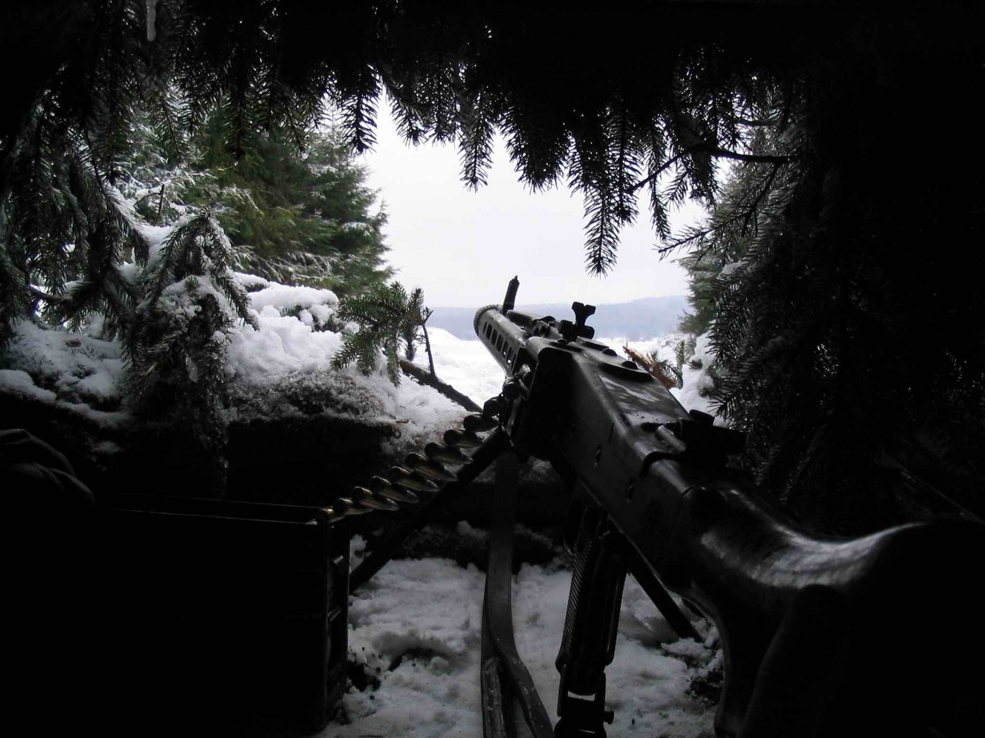 mg-42 schnee nadeln hinterhalt waffen