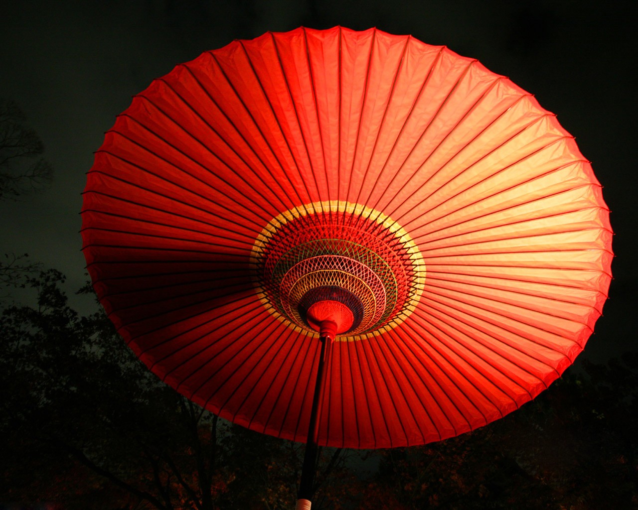 paraguas rojo japón