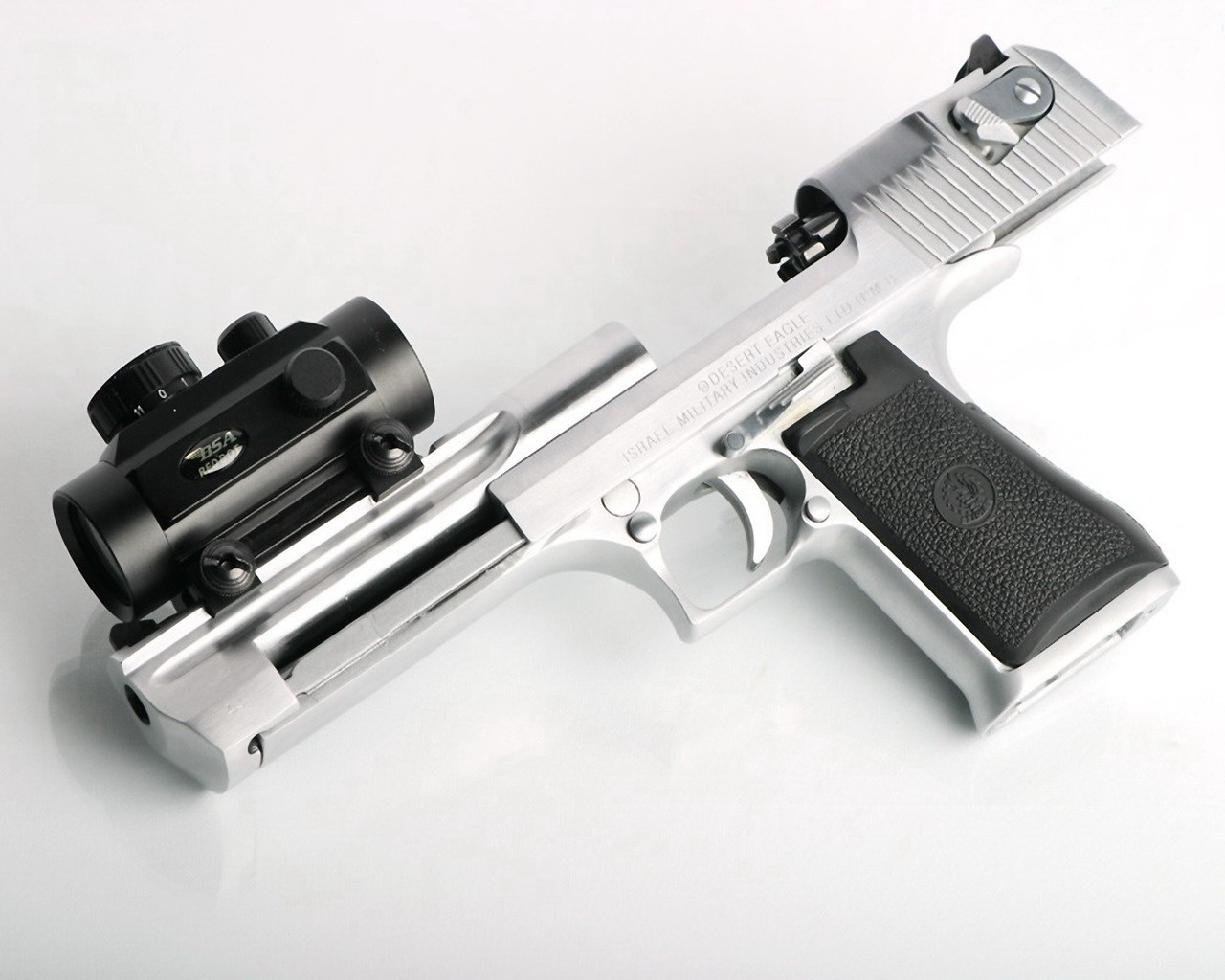 pistola arma desert eagle