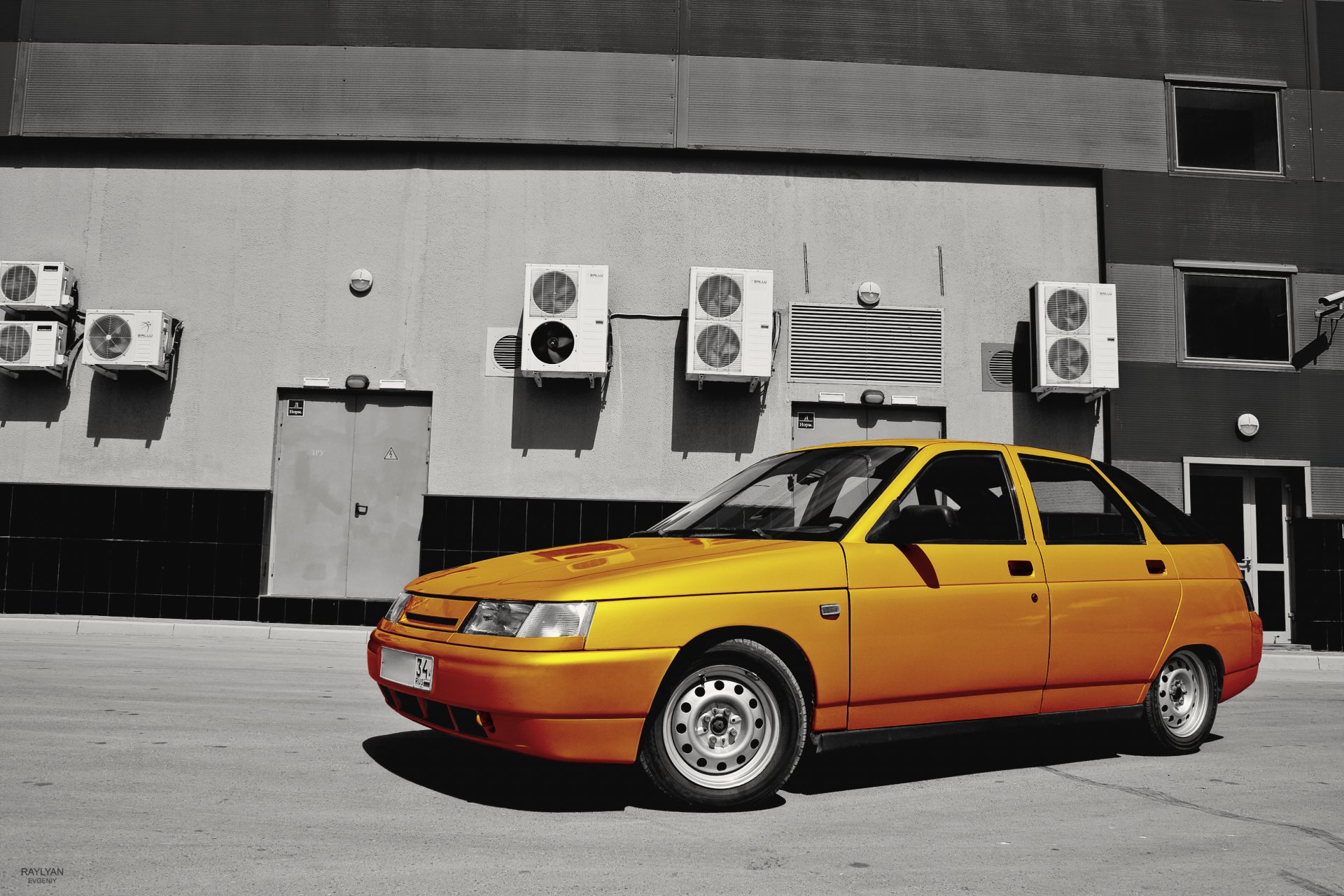 vaz vaz 2112 dvenashka auto orange lada