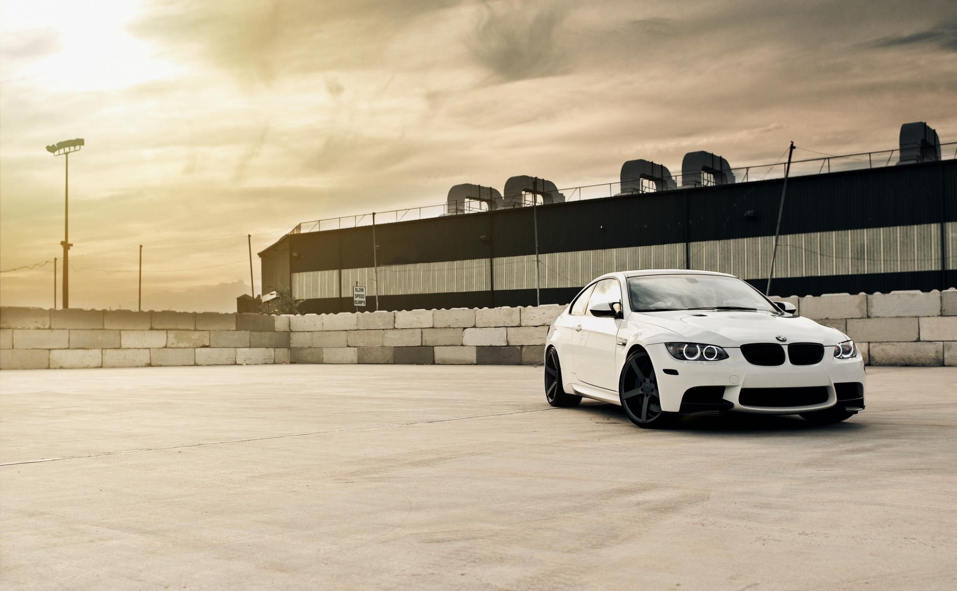 bmw m3 e92 blanc bmw coupé ciel nuages lanterne toit