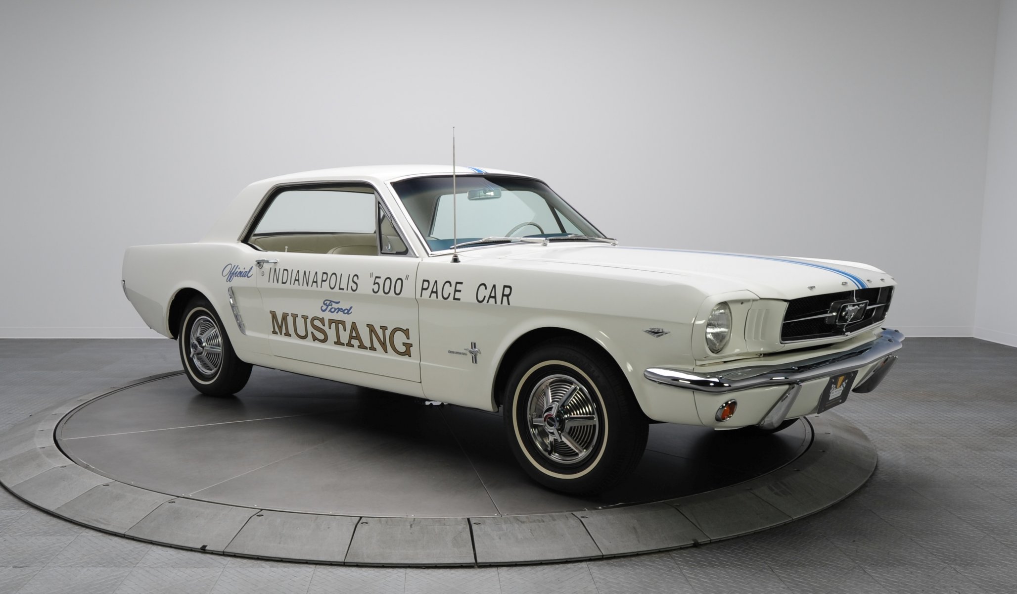 ford mustang samochód osobowy retro klasyczny 1964r