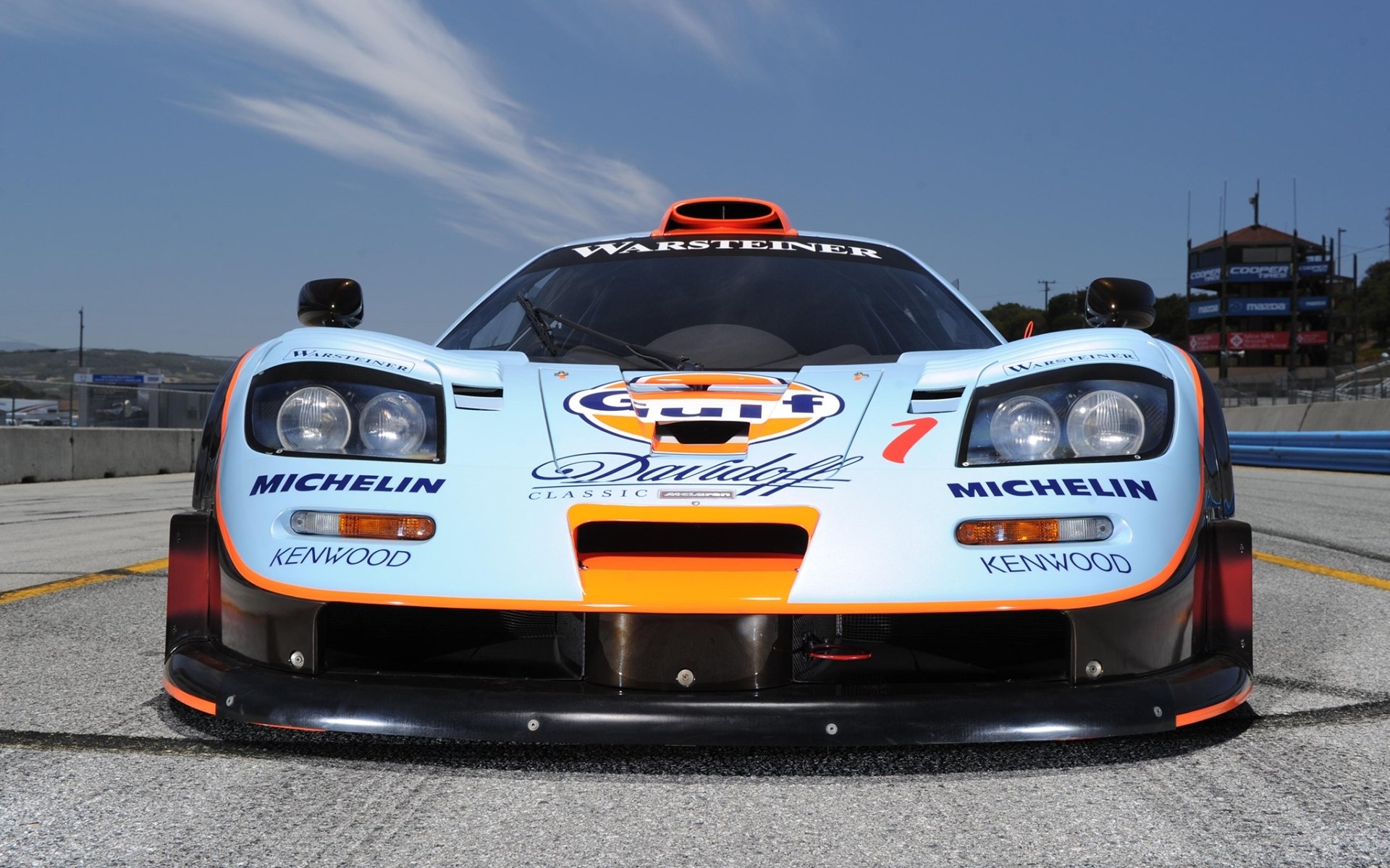 mclaren f1 gtp longtail 1997 mclaren f1 supercar rennen auto front himmel hintergrund