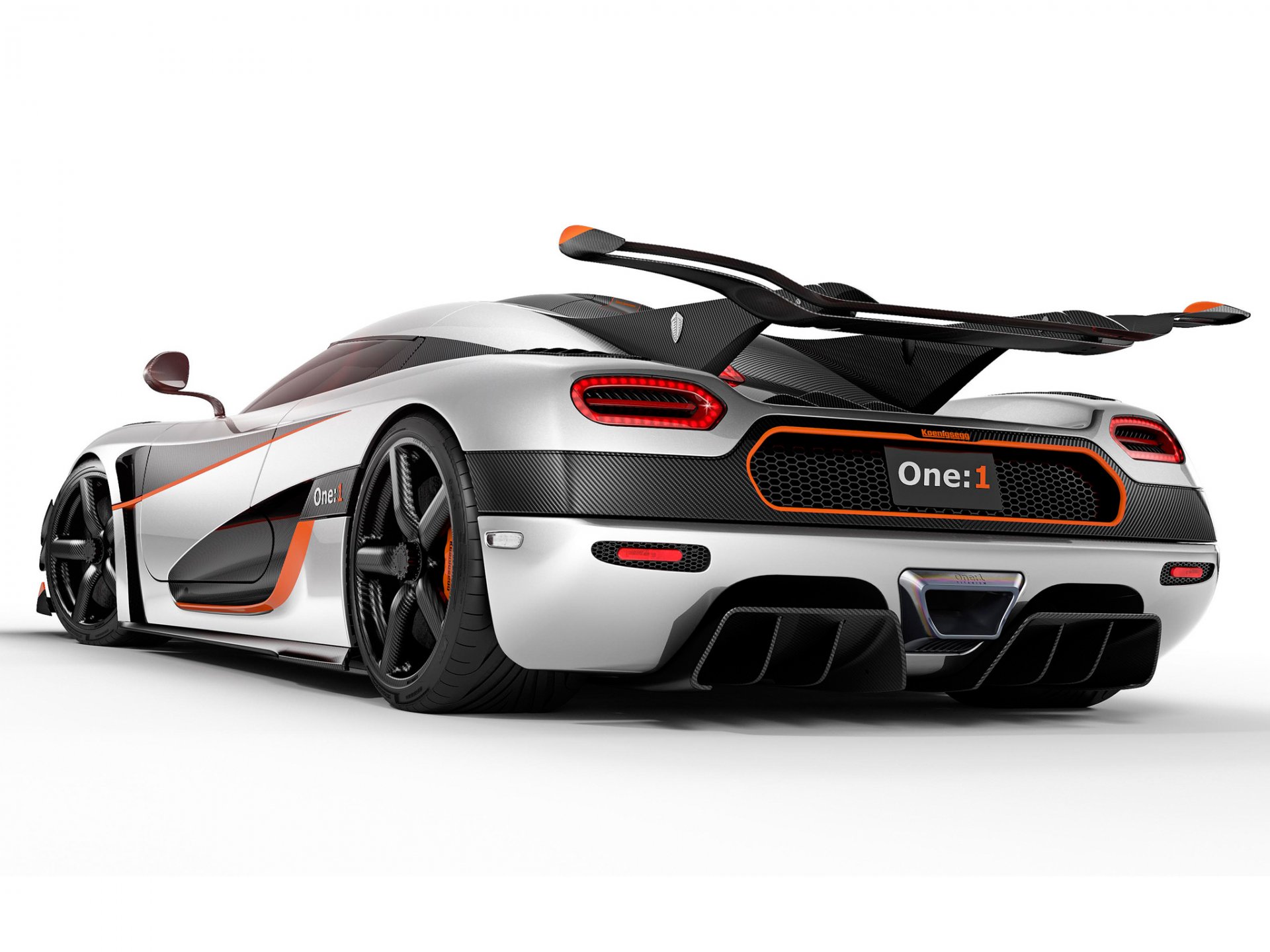 koenigsegg one:1 megakar carbon v8