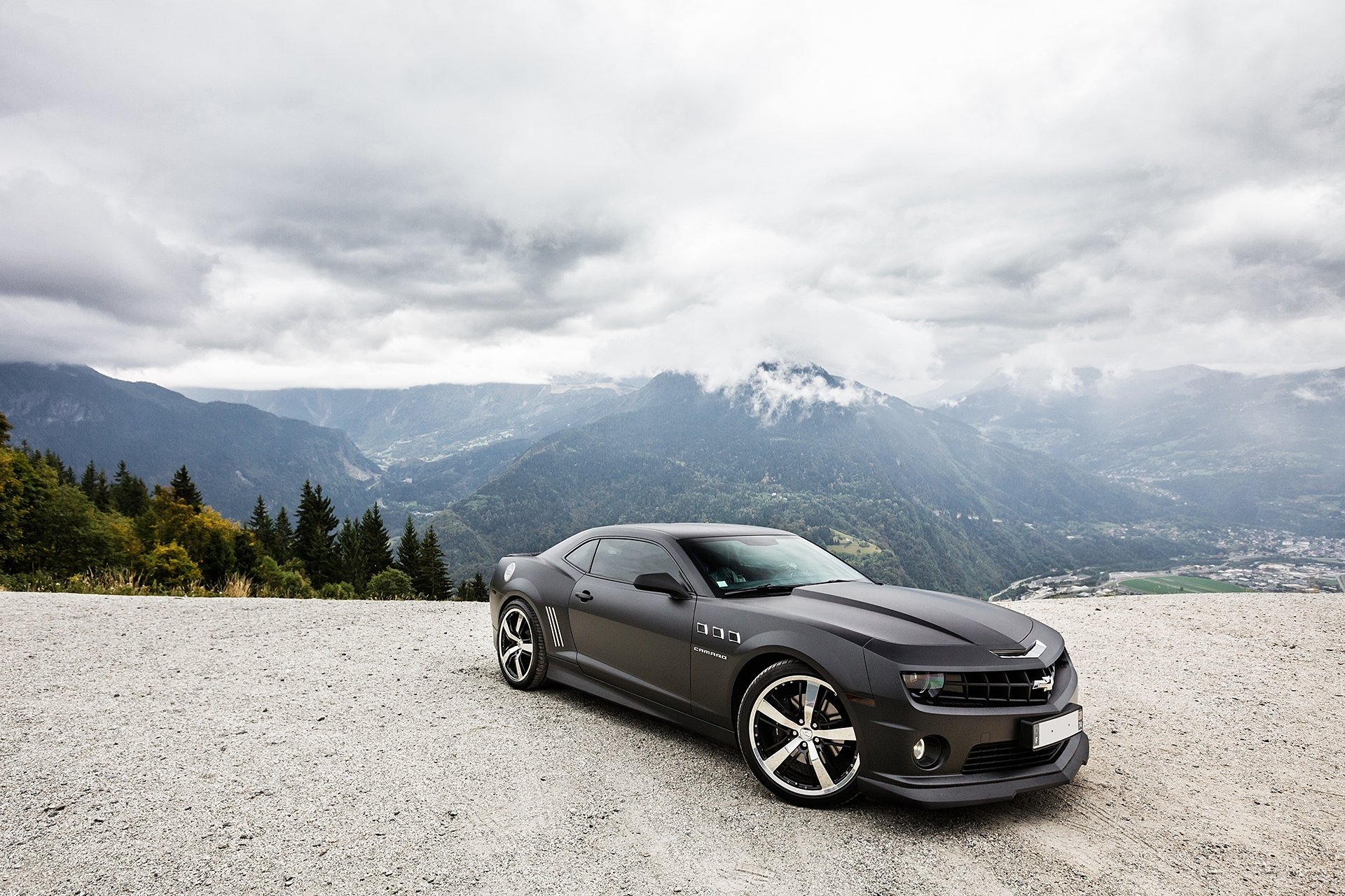 chevrolet camaro ss schwarz chevrolet camaro ss himmel wolken berge