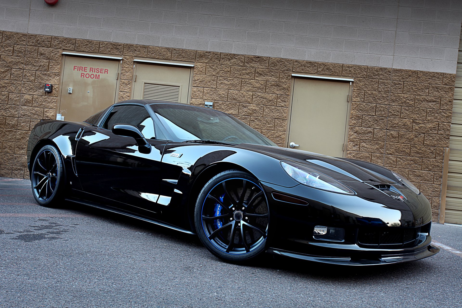 chevrolet corvette zr1 schwarz chevrolet corvette felgen gebäude tür