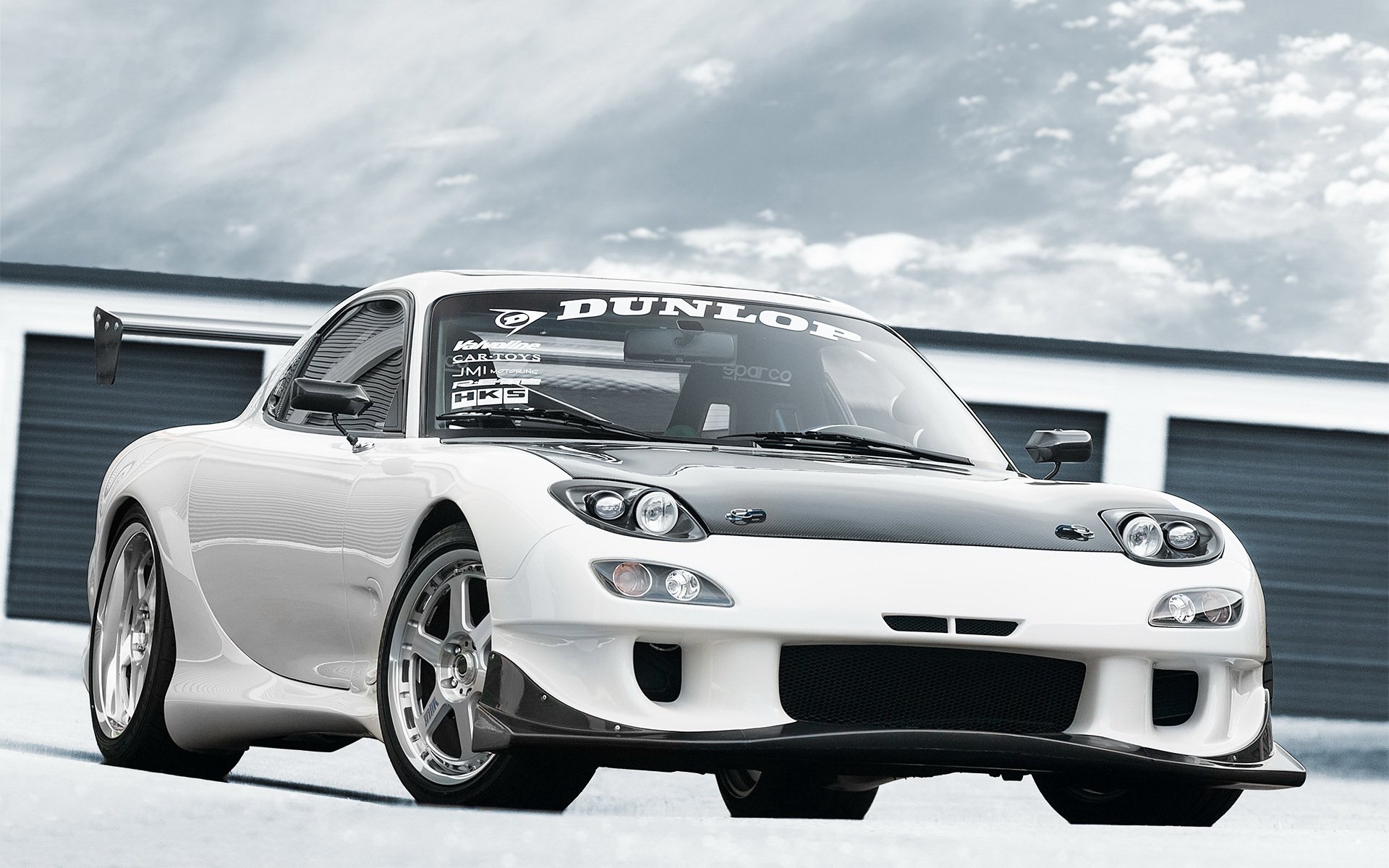 mazda rx-7 dunlop blanco