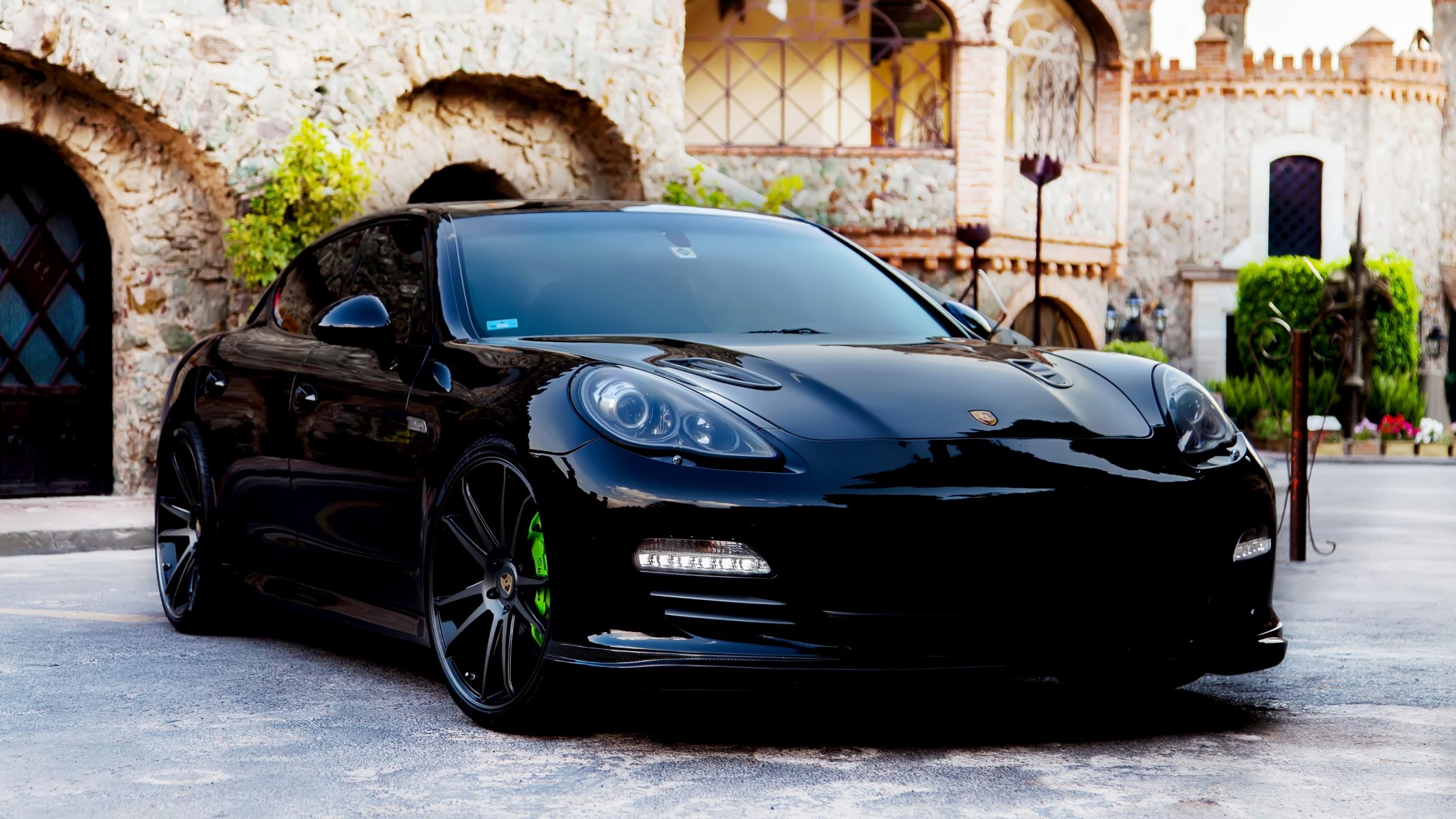 porsche panamera черный