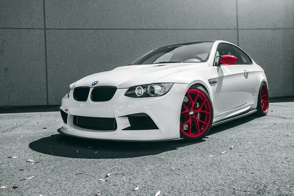 Papel pintado bmw M3 blanco Boomer