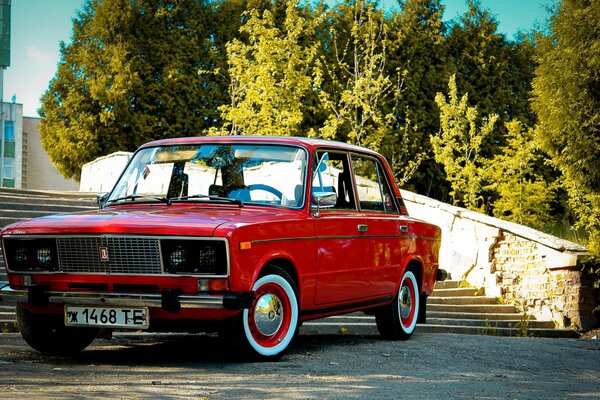 Rote Lada retro-Klassiker