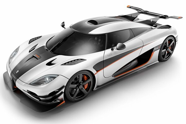 Megacar koenigsegg nel design originale