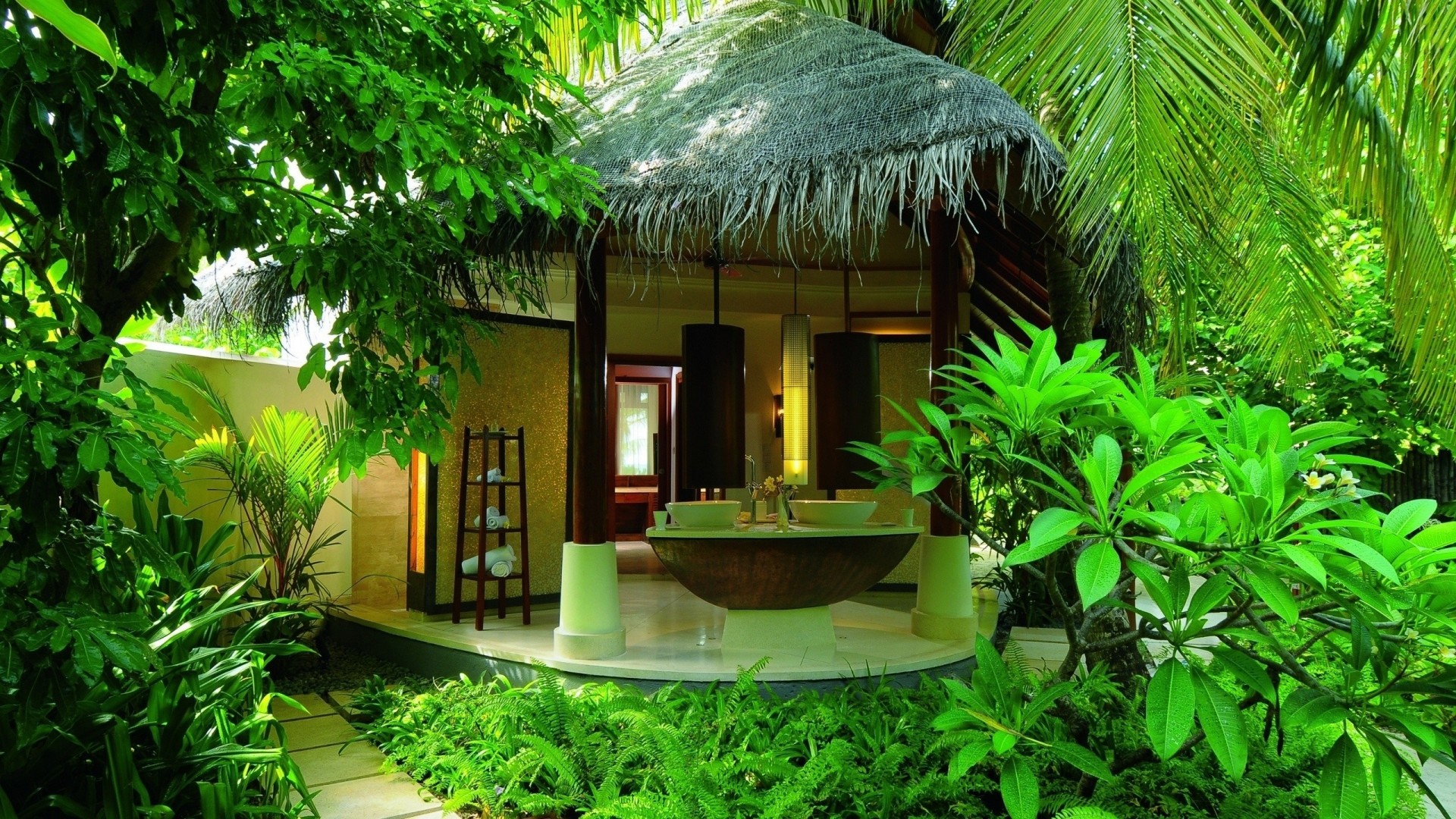 spa jungle palmiers bungalow vacances hôtel