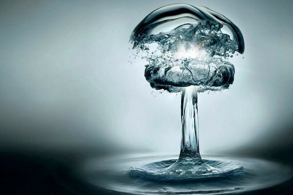 A drop in the water is like a bomb explosion