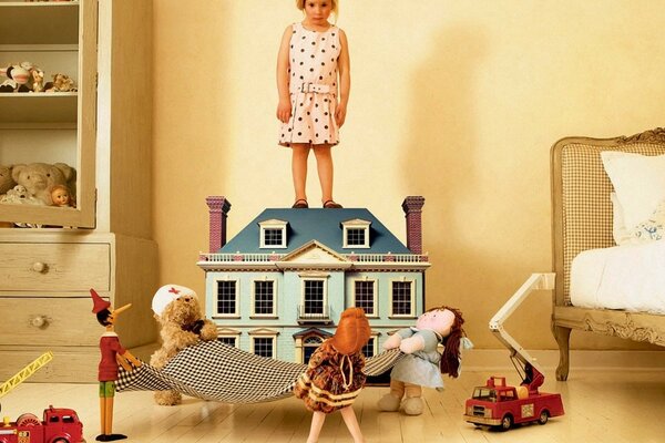 Toys save a doll standing on the roof