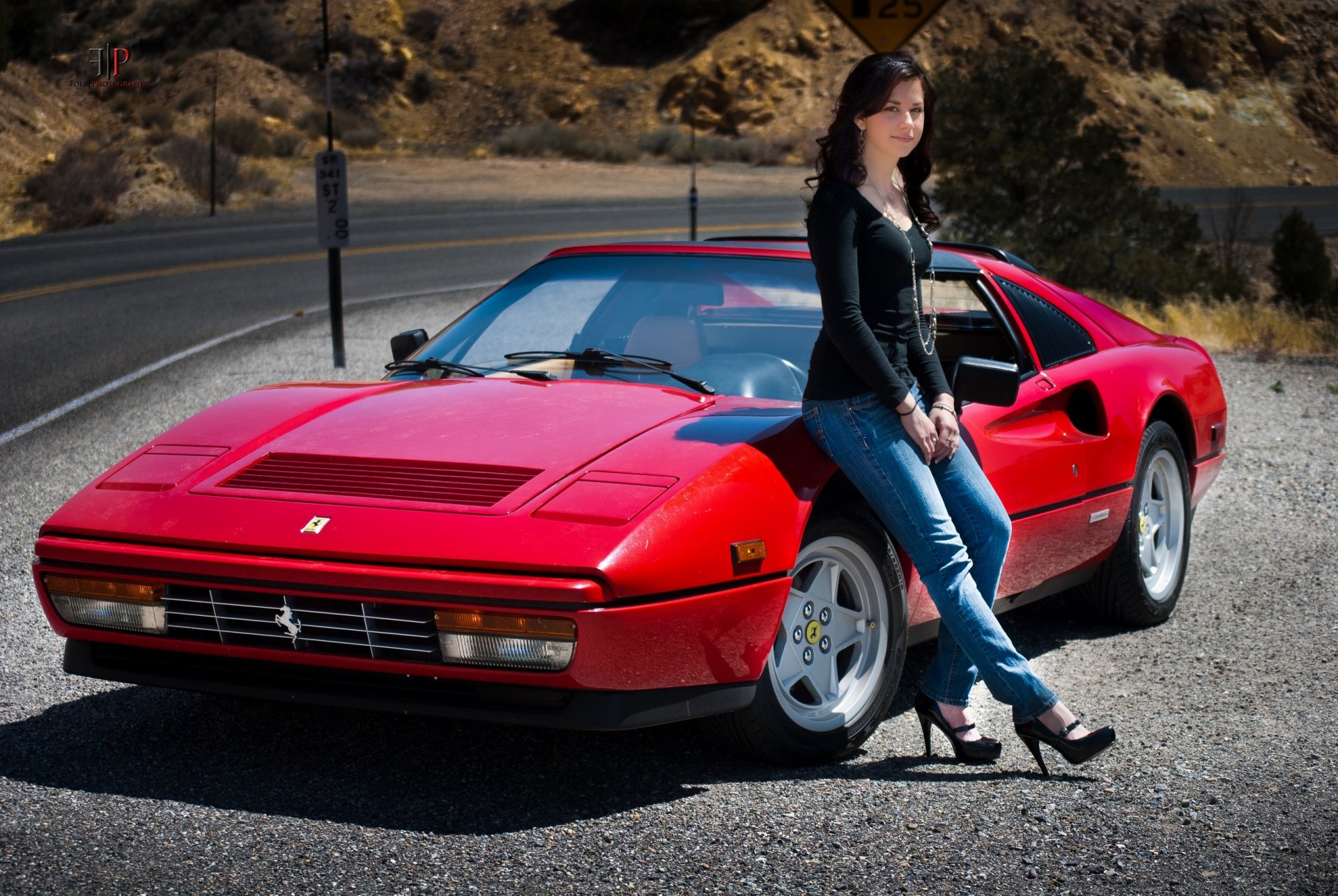 ferrari 328 gts 1986 chica